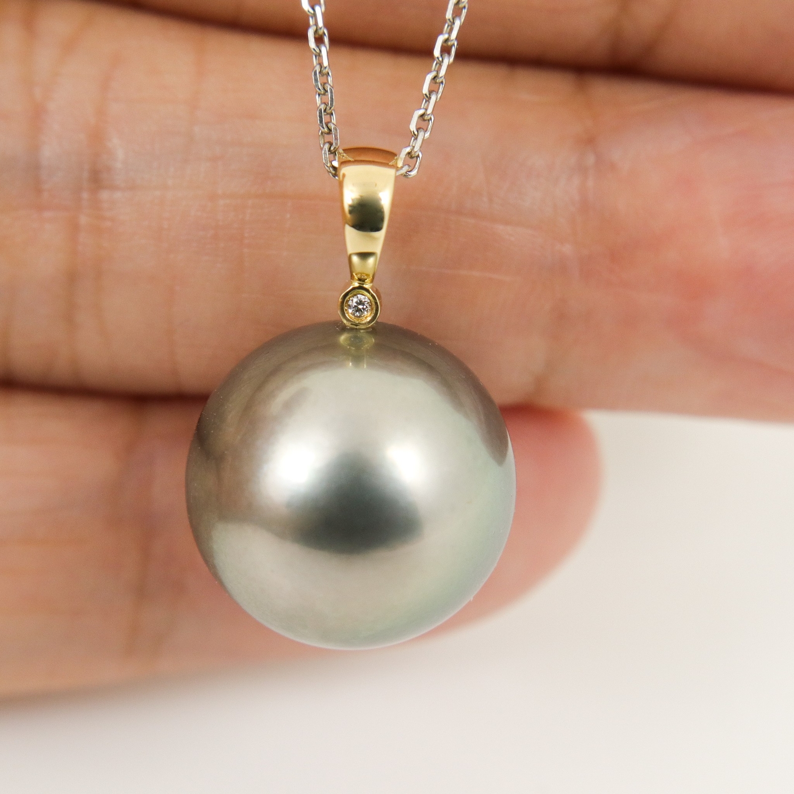 Massive 14.7mm Genuine Tahitian Pearl Pendant,18K Solid Gold Diamond Bail #P6183