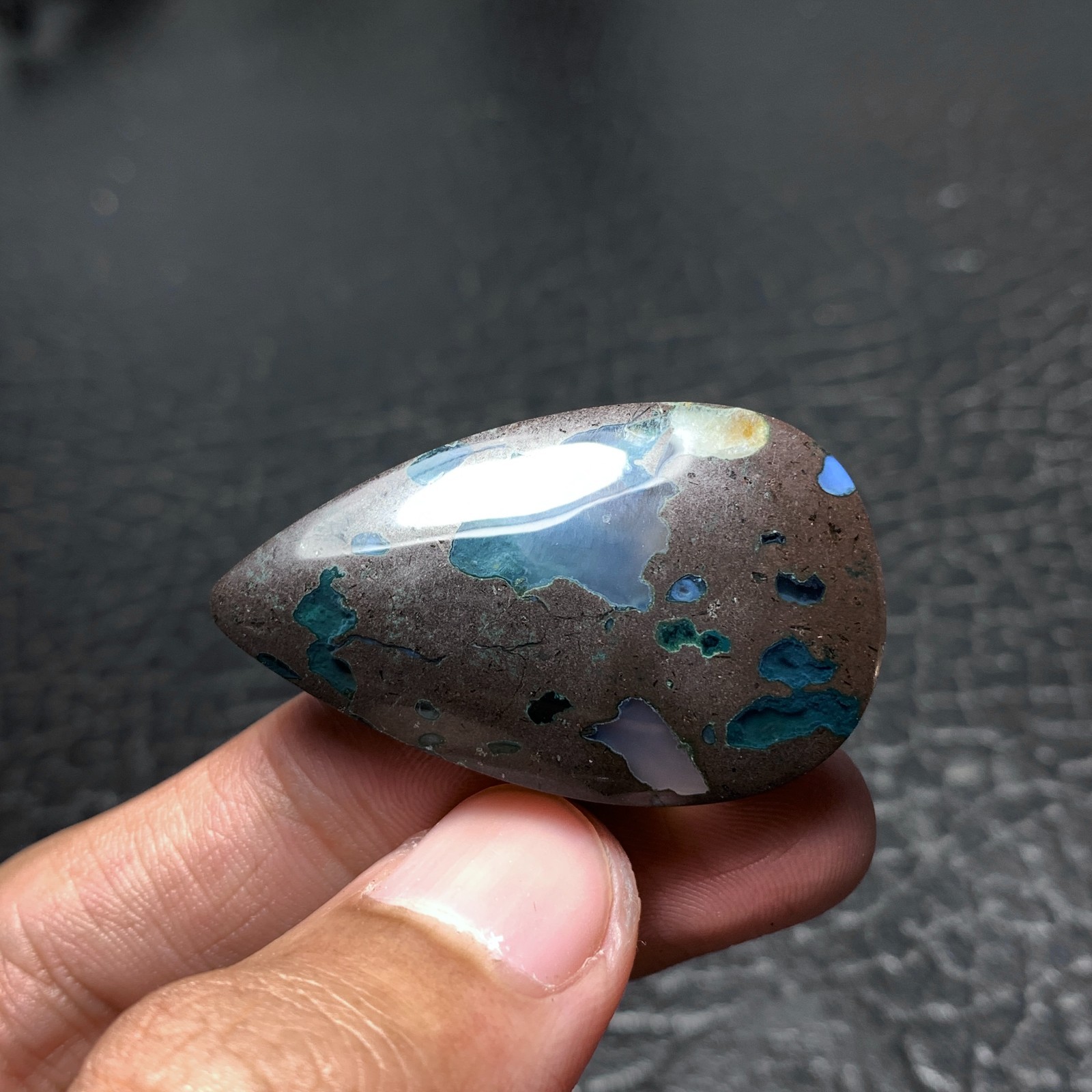 Amygdaloidal Agate Cabochon 39×23.5x7mm High Quality 50.5 ct