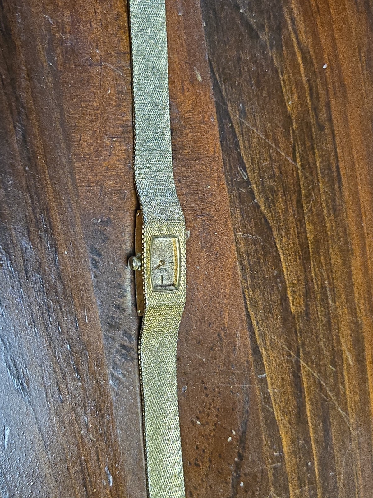Vintage Seiko 1320-5039 Ladies Quartz Watch Gold Tone Stretch Band Untested