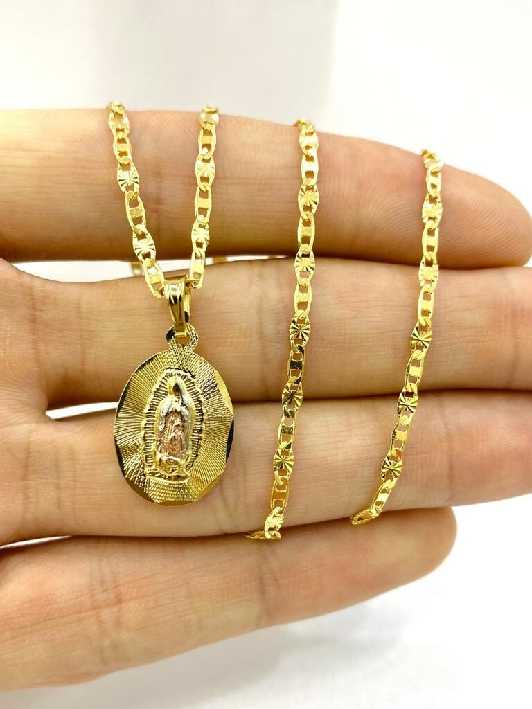 Cadena y Medalla Virgen de Guadalupe Tres Oros 22×14 Necklace Pendant Catholics