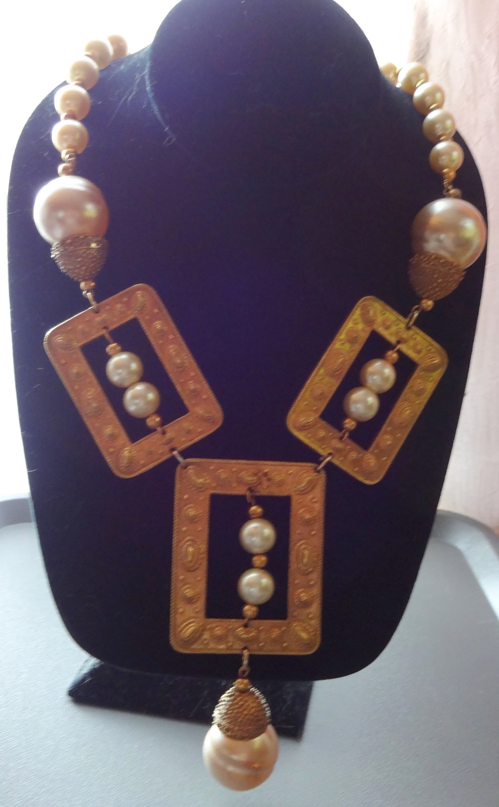 Vtg Signd DR Massive Statement Gold Tone Chunky Baroque Pearl Etruscan Necklace