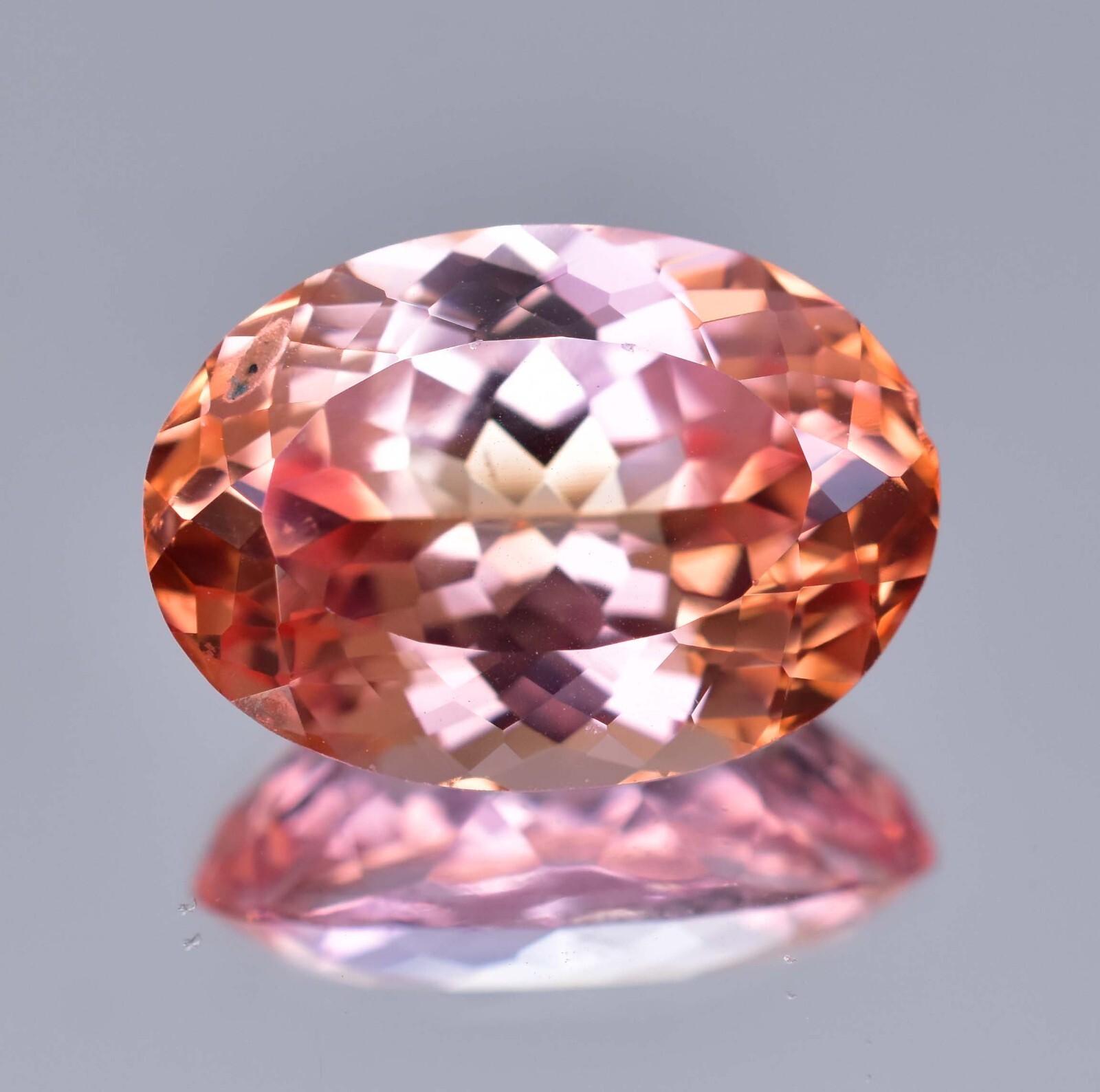 Natural Imperial Topaz 15.45 Ct Oval Certified Flawless Loose Gemstone