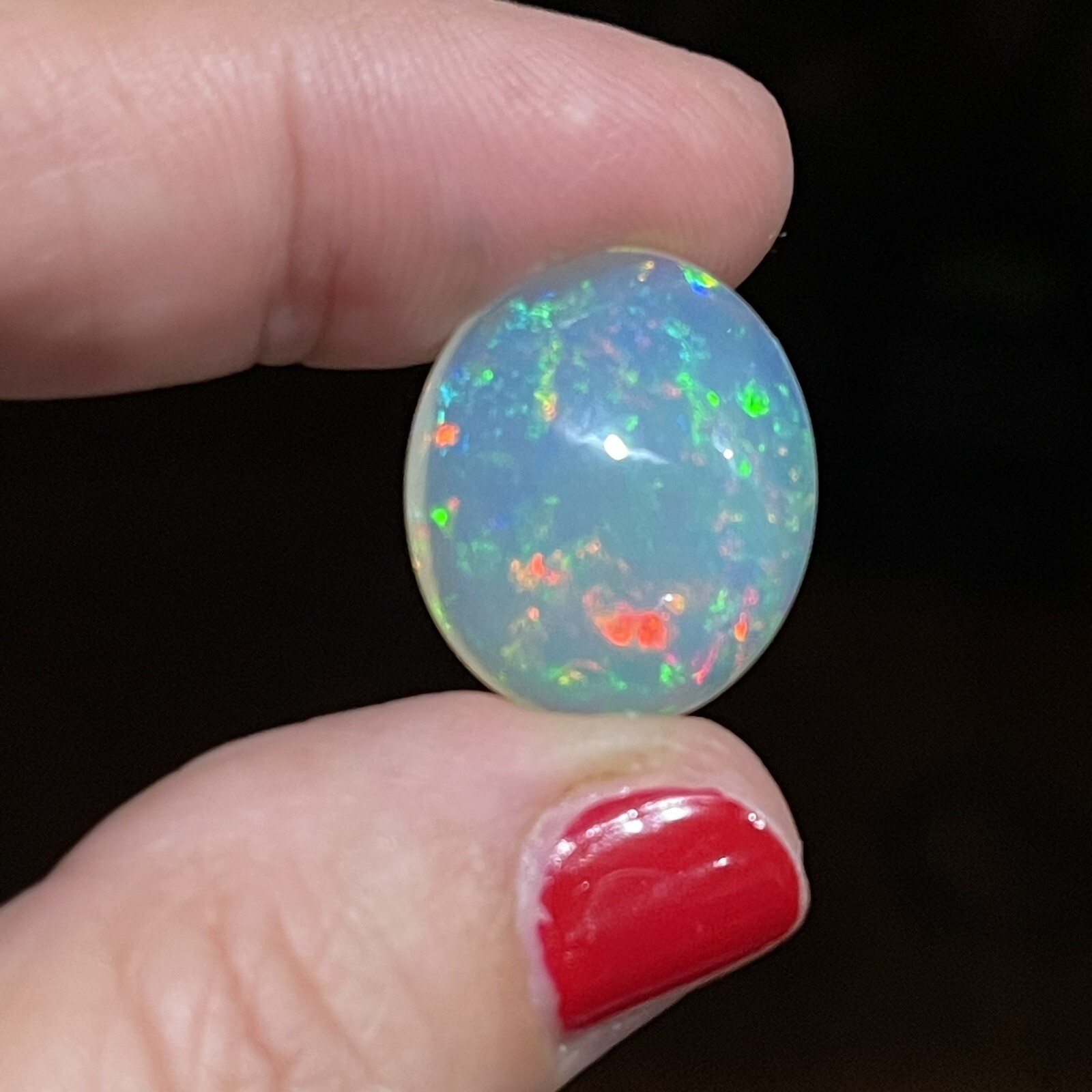 13.3ct 20.4×17.4×8.7mm Huge Clear Sparkling Oval Welo Opal Gemstone Loose Gem