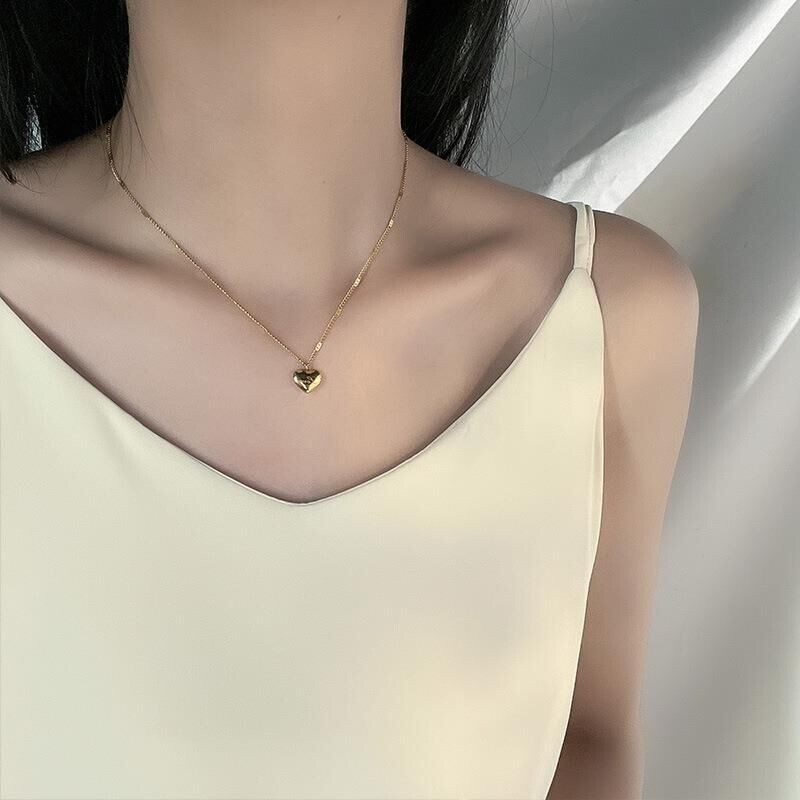 Fashion Woman 18k Gold Plated Stainless Steel Heart Charm Love Chain Necklace