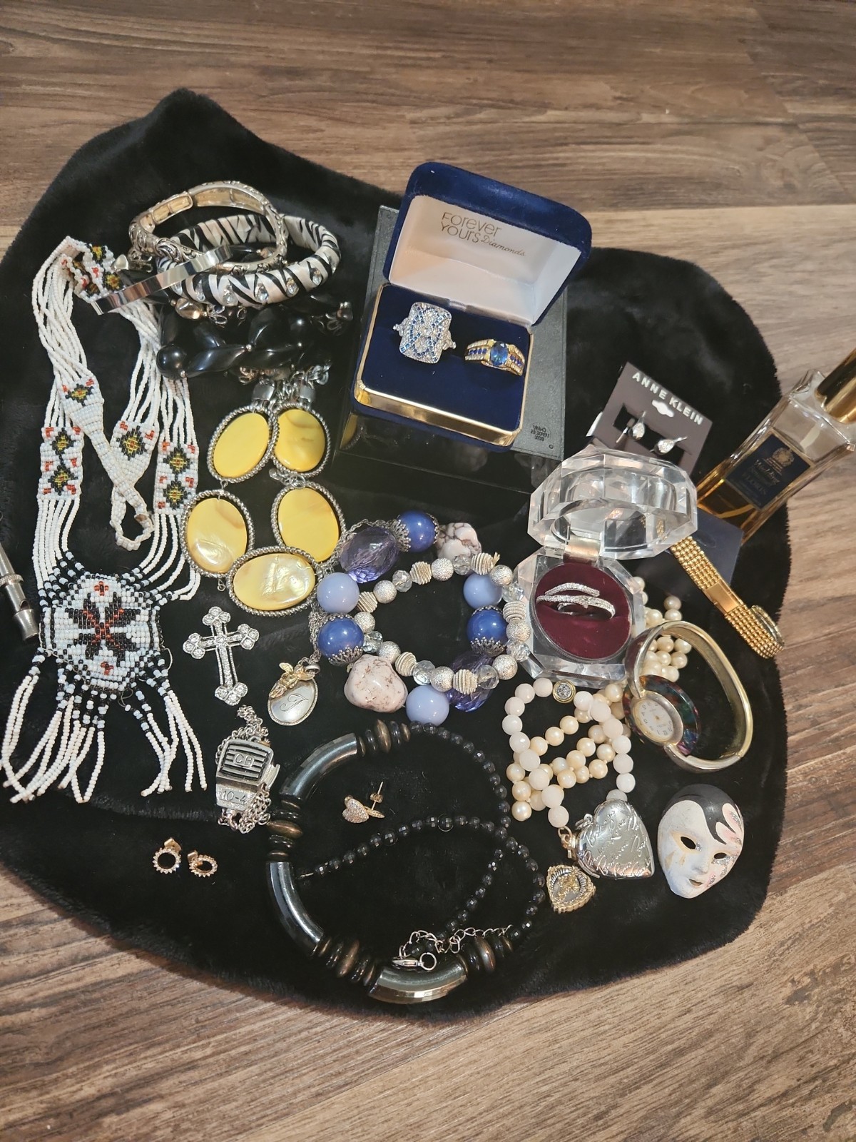 Native,Vintage & Contemporary mixed jewelry lot (28) Piece