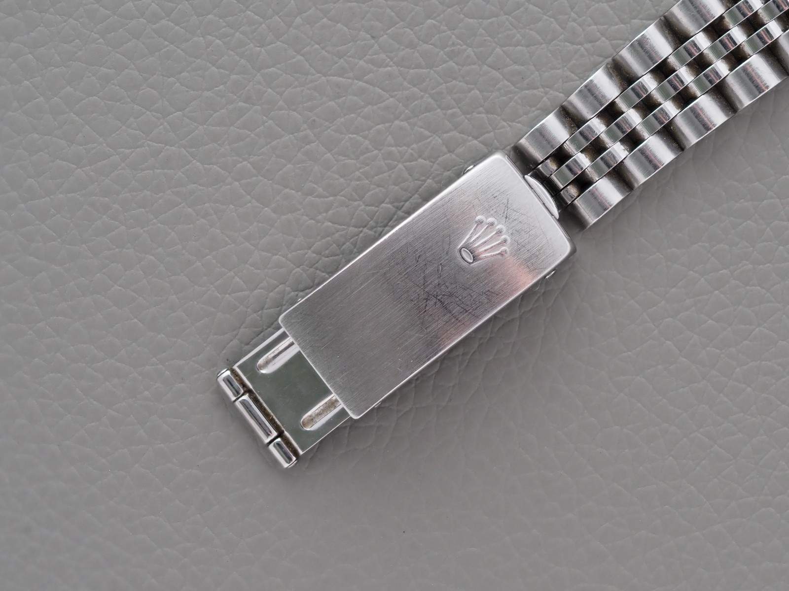 Rolex Lady Oyster Perpetual 24.7mm Silver Dial 67230 1996