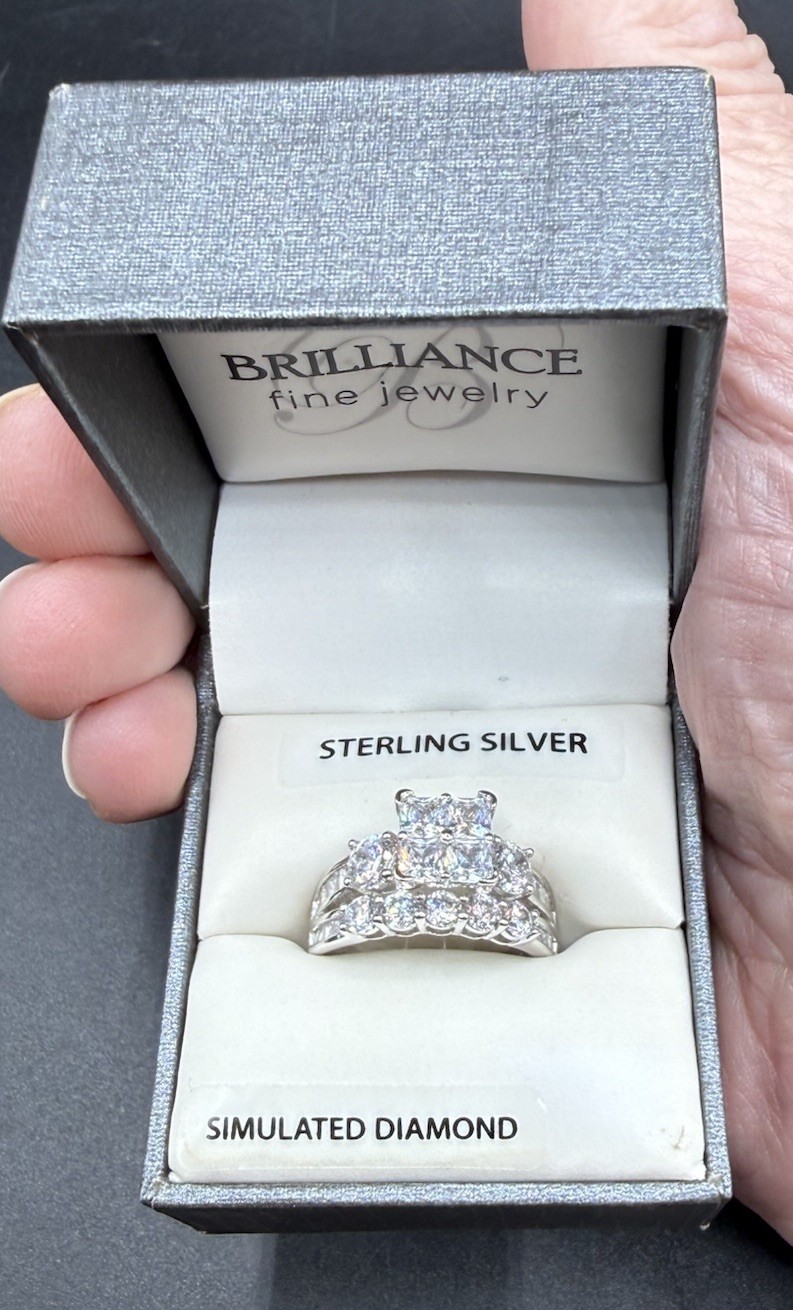 Brilliance Fine Jewelry Sterling Wedding Ring Size 7 – Simulated Diamond