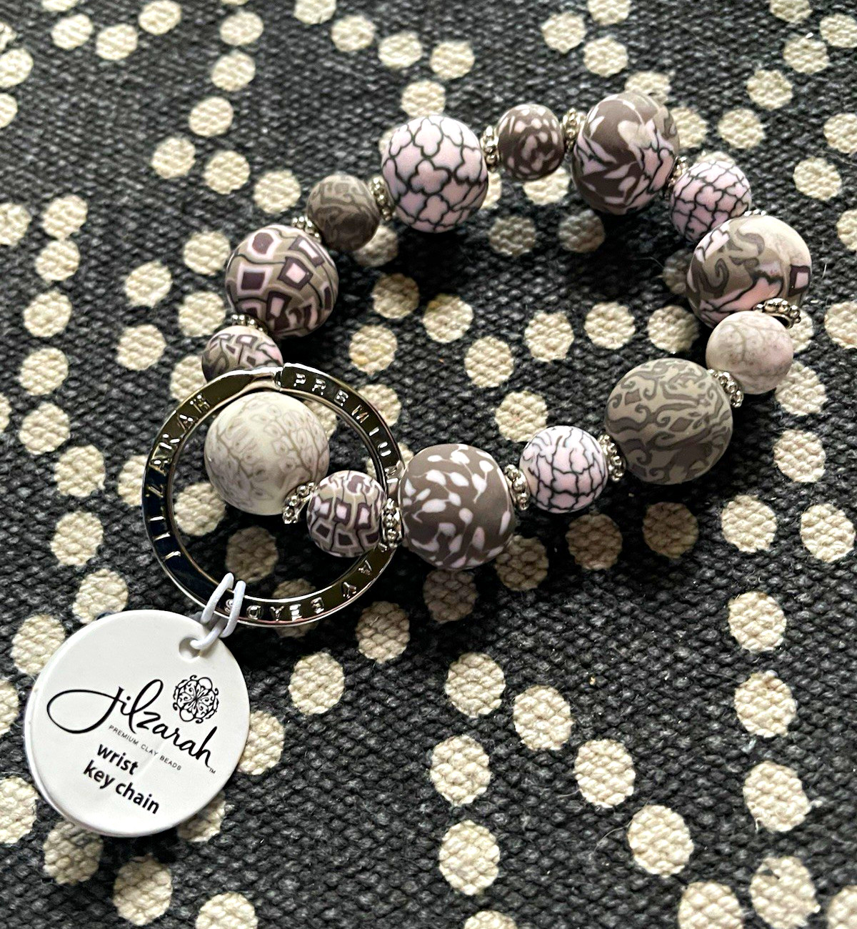 JILZARAH Handmade Polymer Clay Beaded Stretch Bracelet, Gray/White Dangle Charm