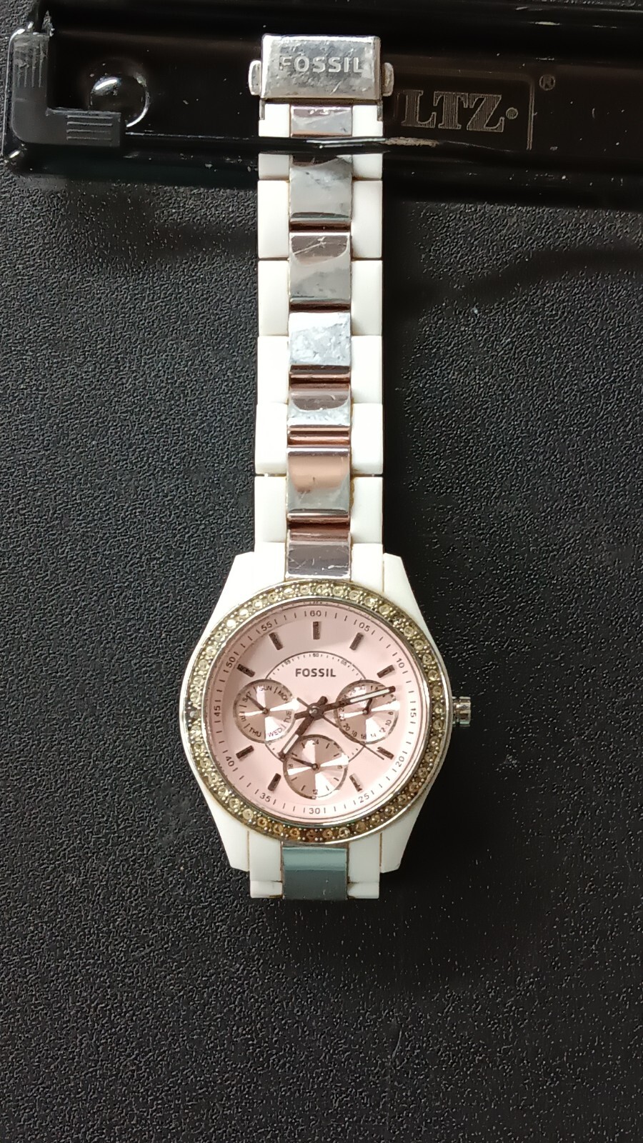 Fossil Es2802