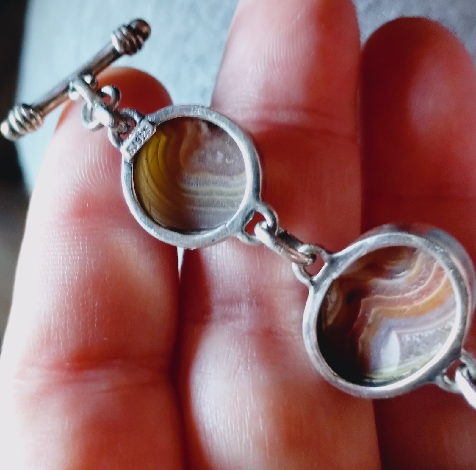 Natural SJ Red Banded Agate Stone Sterling Silver Sajen Toggle Bracelet 7-9in