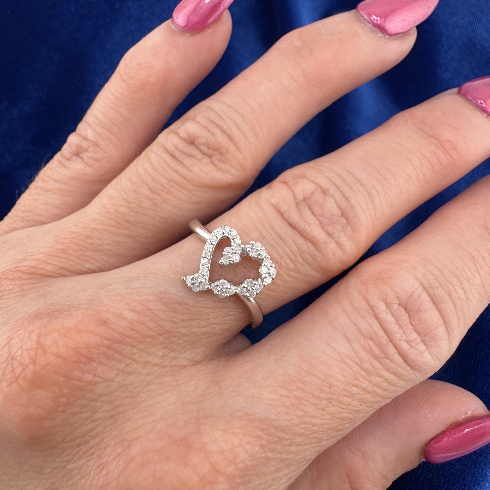 Estate 10K White Gold Diamond Heart Ring 0.27ctw Size 6.5 2.36g
