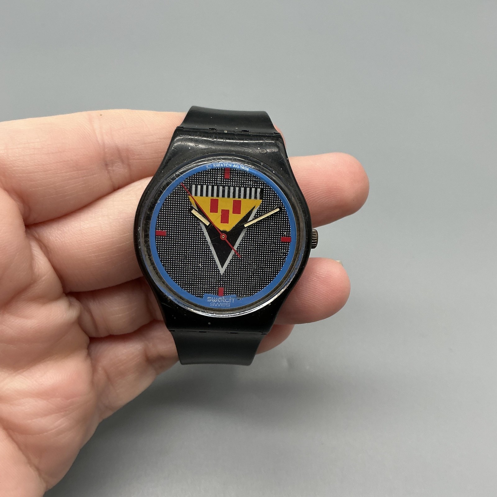 Swatch Lancelot Womens Watch 31mm Geometric Dial GB110 Plastic Swiss New Battery