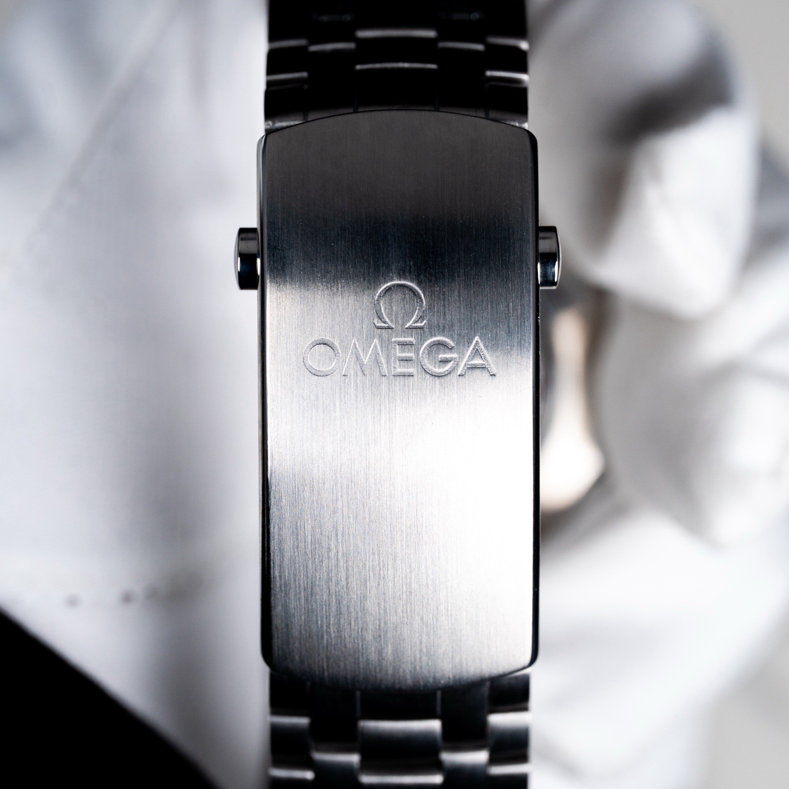 OMEGA Seamaster Diver 300M 210.30.42.20.04.001 White Wave Box And Papers