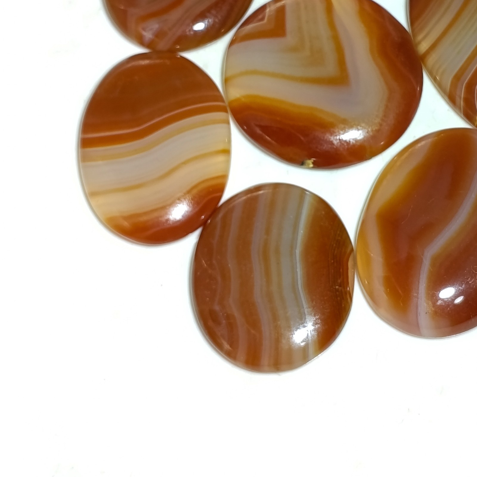 Red Onyx Gemstone Cabochons – Random Pick – Polished Finish – Size 15–30 mm
