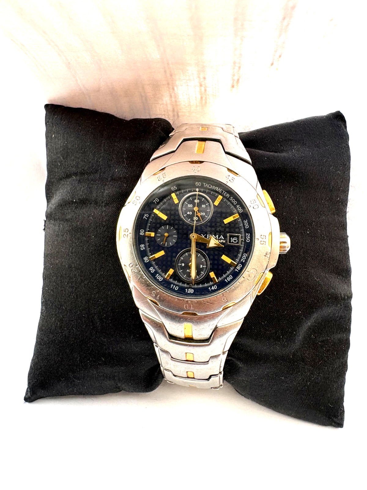 Yema Mens Calendar Quartz Bracelet Watch YM869