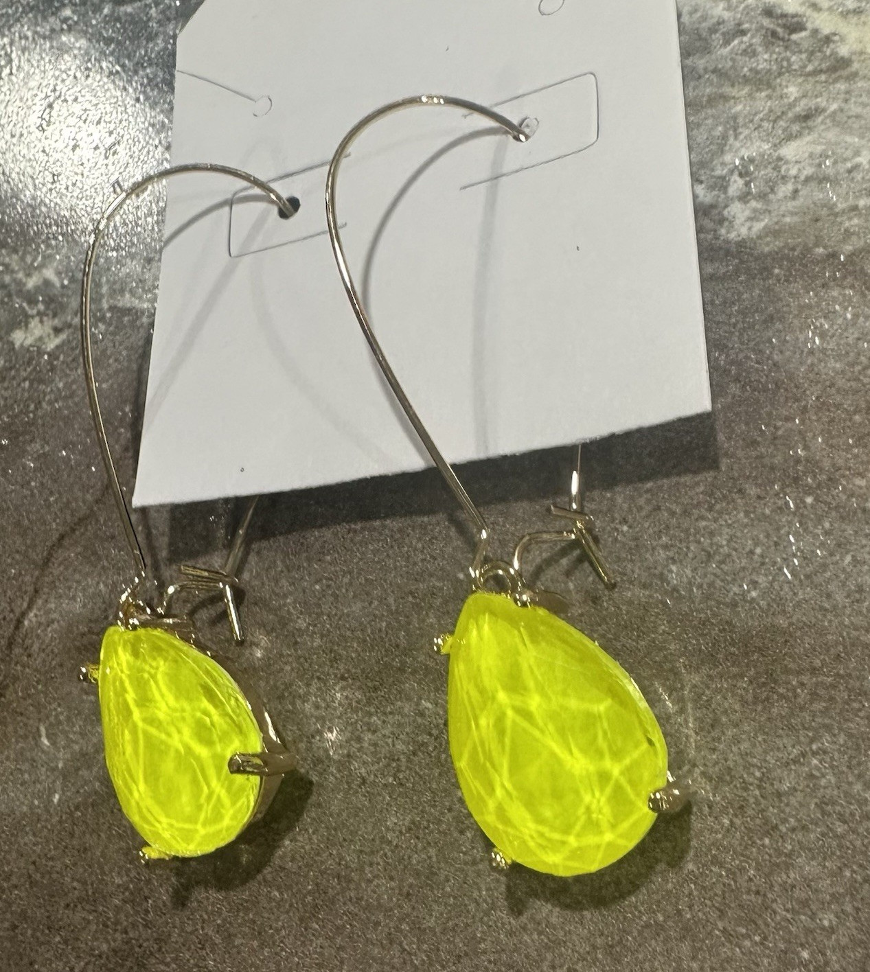 Yellow Teardrop Dangle/Drop Earrings Hook Closure Silver Tone Metal Plastic