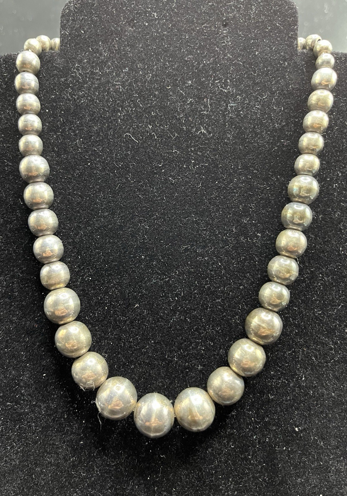 Vtg Mexico Sterling Silver Graduated Bead Necklace 60g 16″ (Navajo pearls Style)