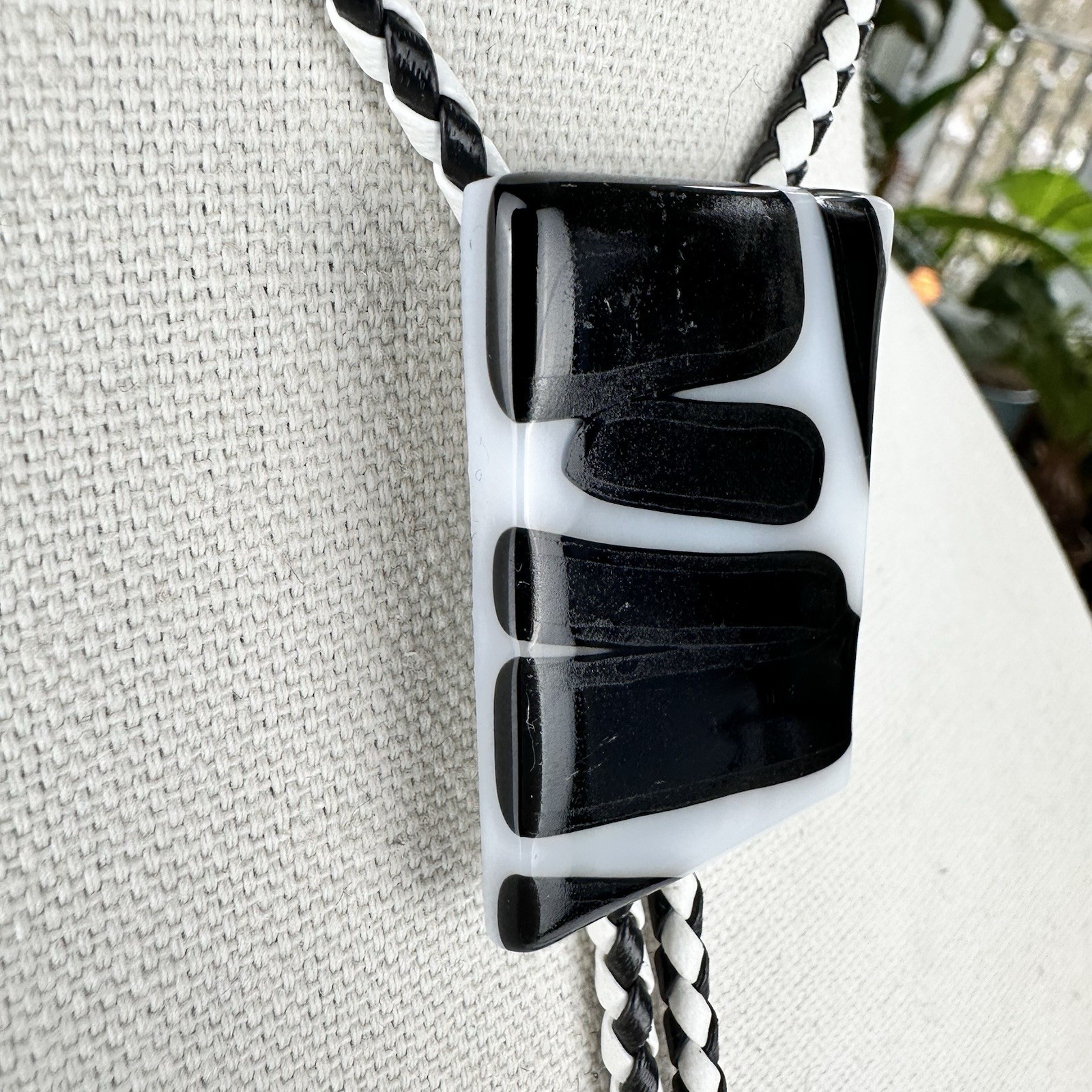 Stunning Vintage Black & White Artist Signed Fused Glass Western Bolo Tie