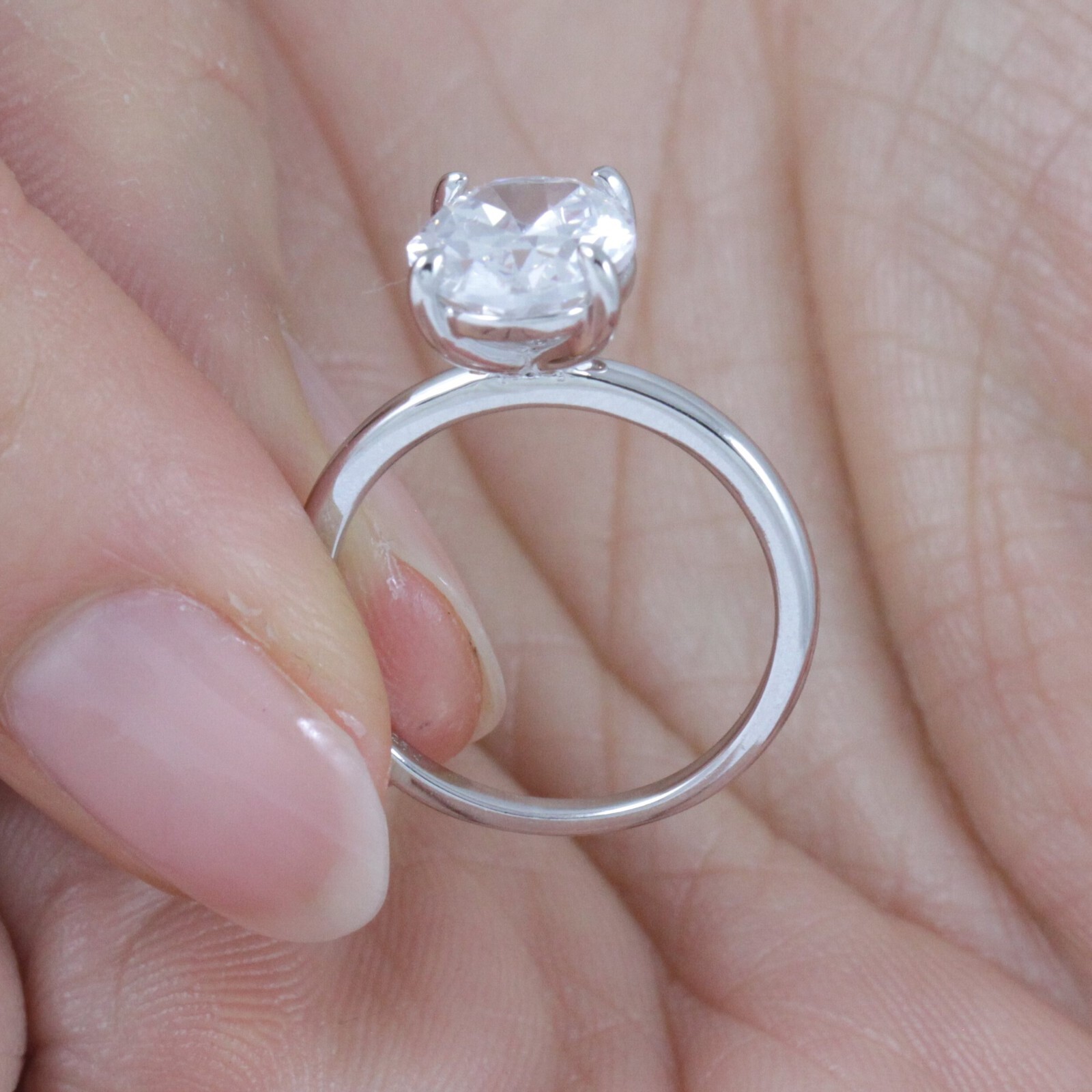 2.5ct Oval Cut Solitaire 925 Sterling Silver CZ Wedding Engagement Ring S10451
