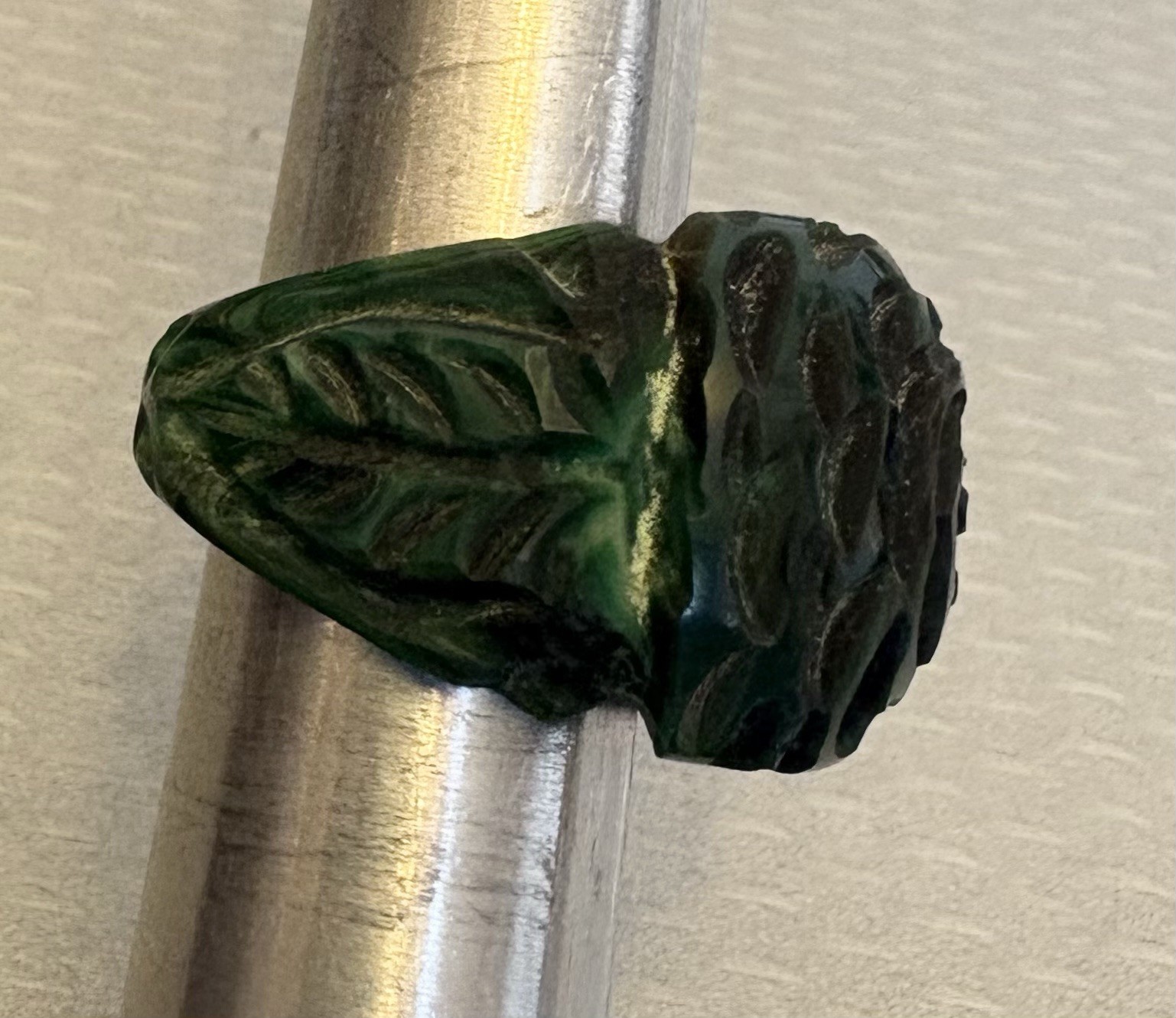 Vintage Deep Carved Green Marble Fakelite Plastic Ring size 10 thick chunky
