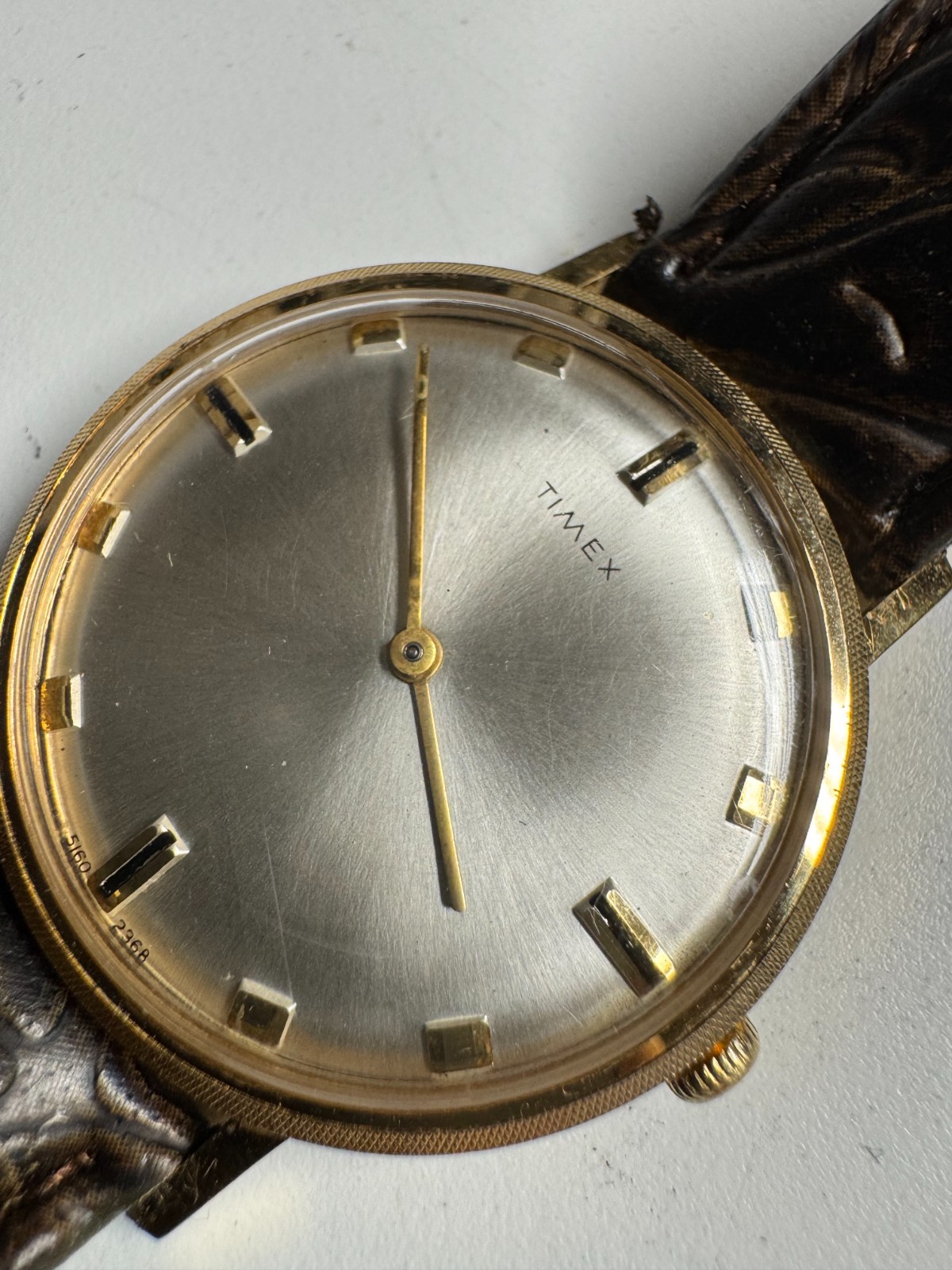 Timex Vintage 1968 Super Thin/Wafer Thin Wind Up Watch 33MM Runs Good