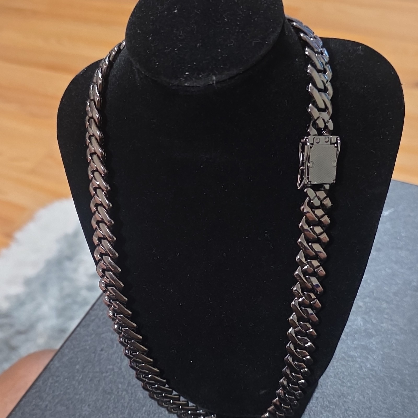 22 Inch, 12.7mm Reversible Cuban Link Chain Necklace,
