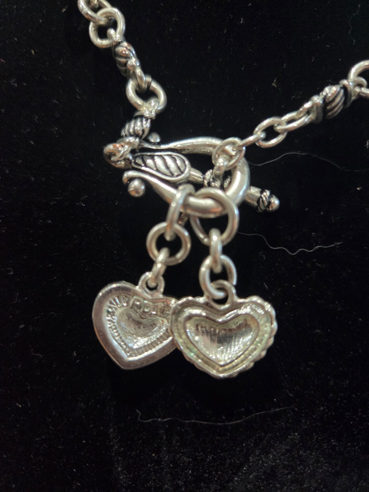 Premier Designs Inc Silver Tone Toggle Closure Heart Charm’s Necklace 16″.