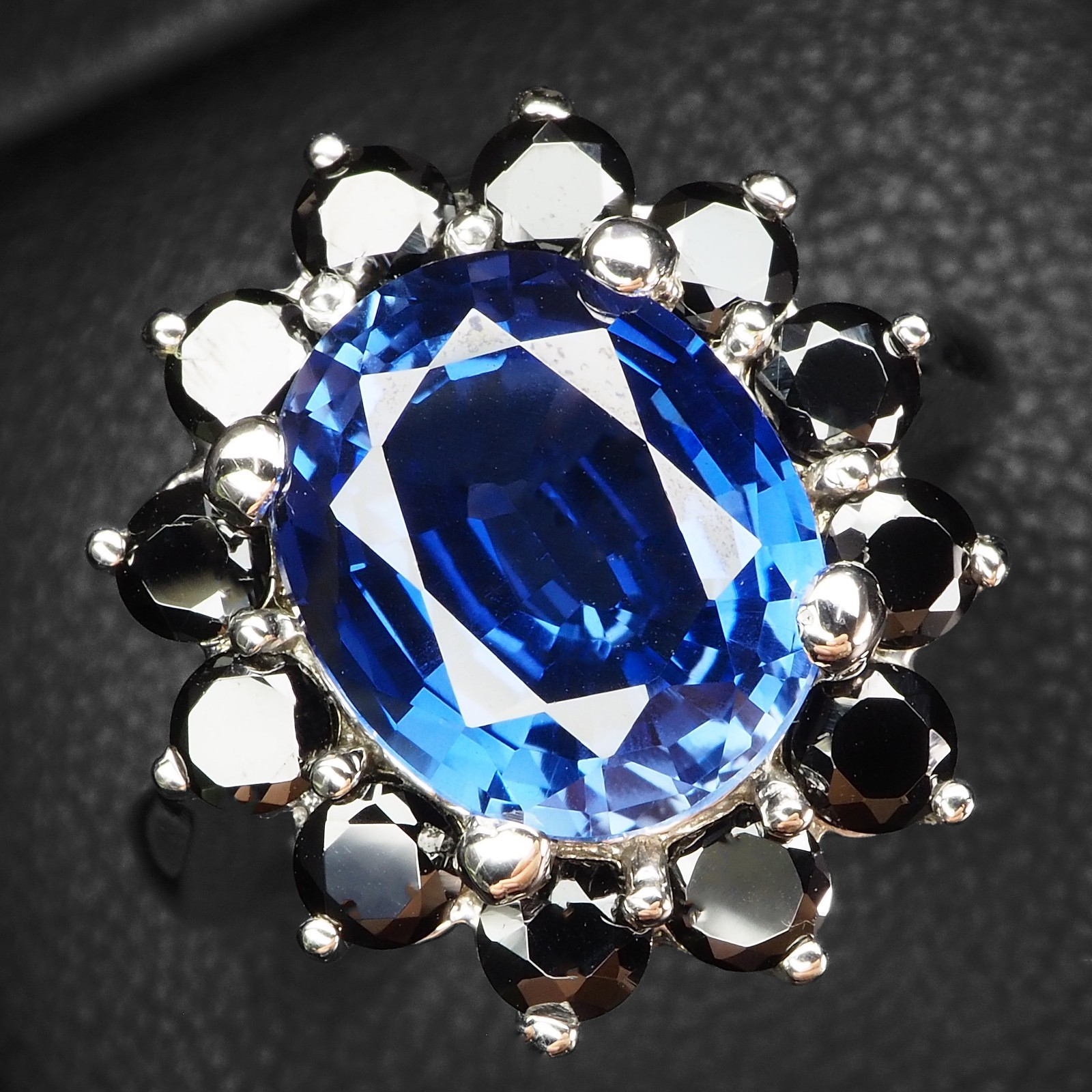 Magnificent Royal Blue Sapphire 5.50Ct 925 Sterling Silver White Gold Halo Rings