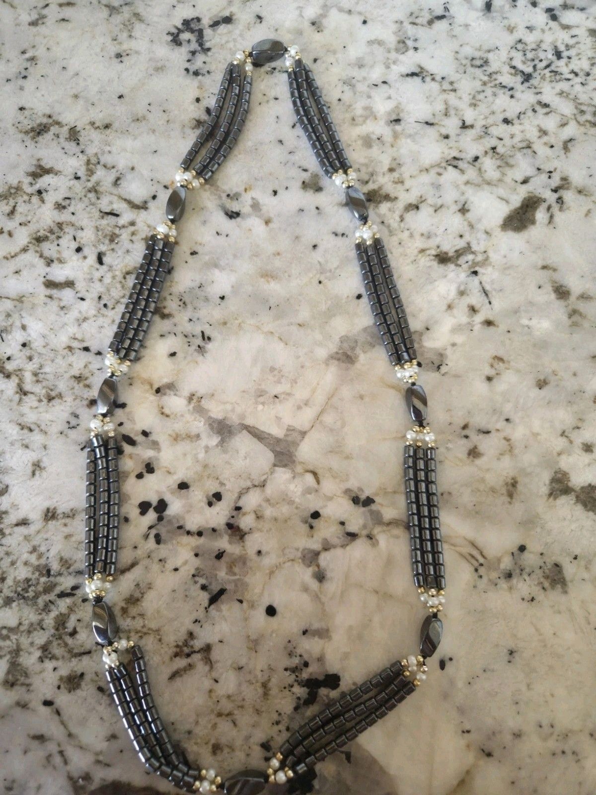 Vintage Hematite and Pearl Beaded Necklace Gray White 36 cm Fashion Jewelry