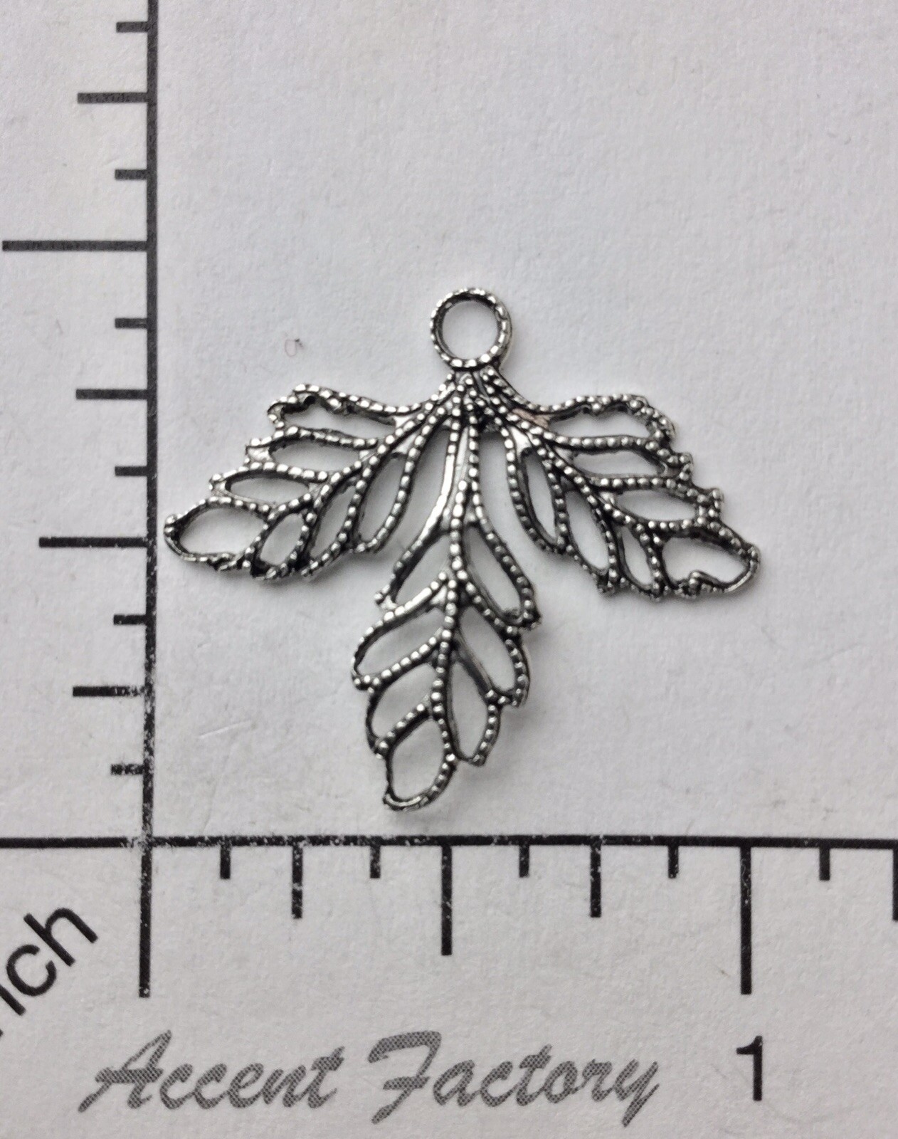 33414 – 3 Pc Triple Filigree Leaves Charm Matte Silver Ox