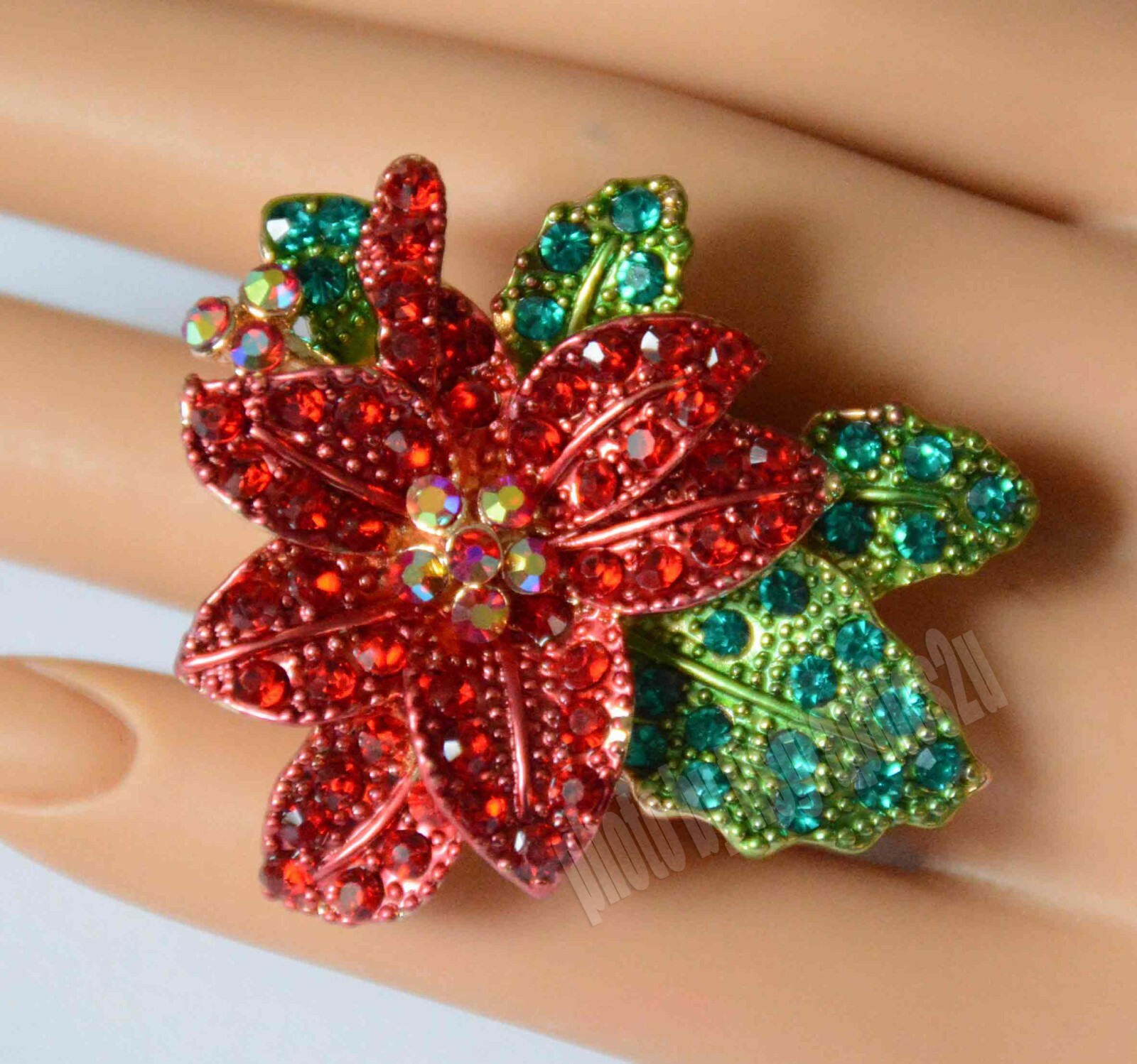 Red Poinsettia Ring / Red & Green Crystals / Gold-tone Stretch Band / Christmas