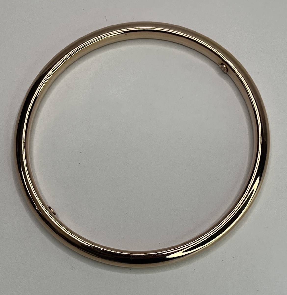 One Milor Italy 14K Rose Gold Over Resin Rounded Shape Oval Bangle Bracelet 8”
