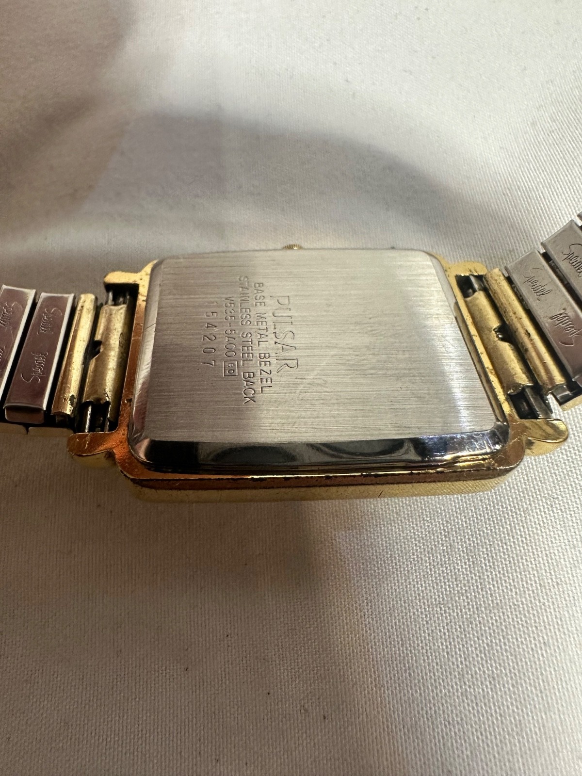 Vintage Pulsar V535-5A00 Moon Phase Gold Tone Tank Style