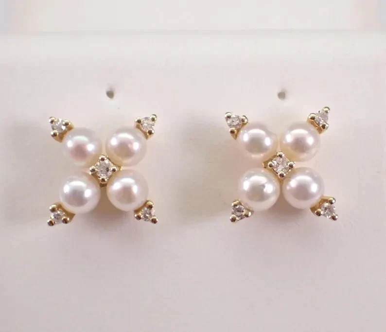 2.50Ct Round Natural Pearl Cluster Women’s Stud Earrings 14K Yellow Gold Plated