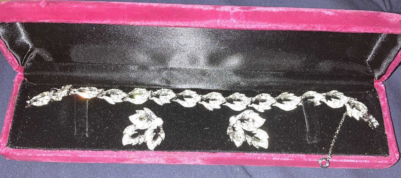 Vintage Ora Rhinestone SilverTone Safety Chain Bracelet 8”+ORA Earrings Set