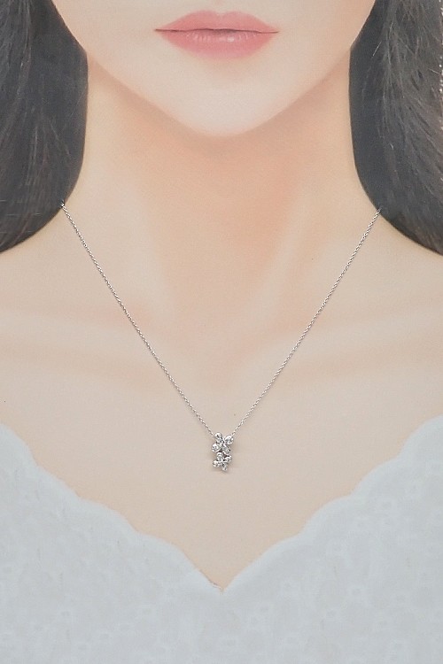TASAKI diamond Necklace K18 white gold Flowers Plants Used 908116