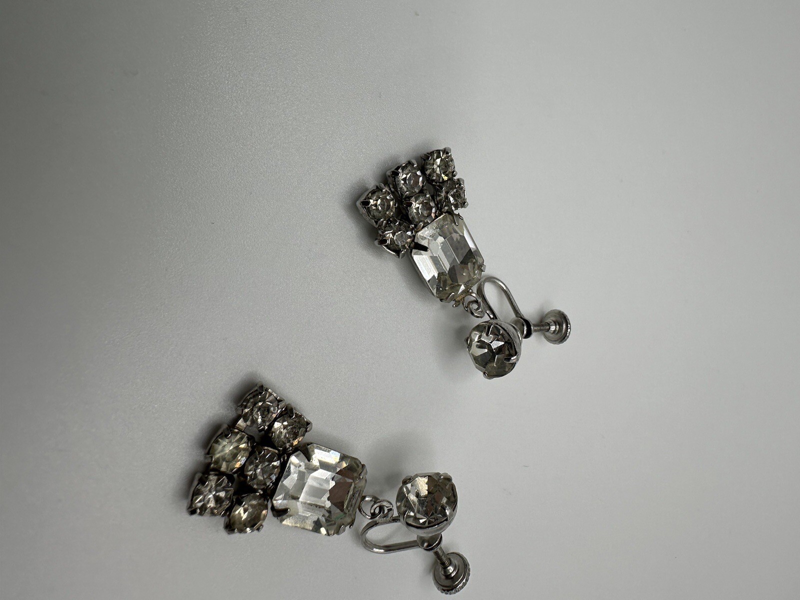 Vintage Silver Screw back Rhinestone Dangle Earrings 3.6cm JB16