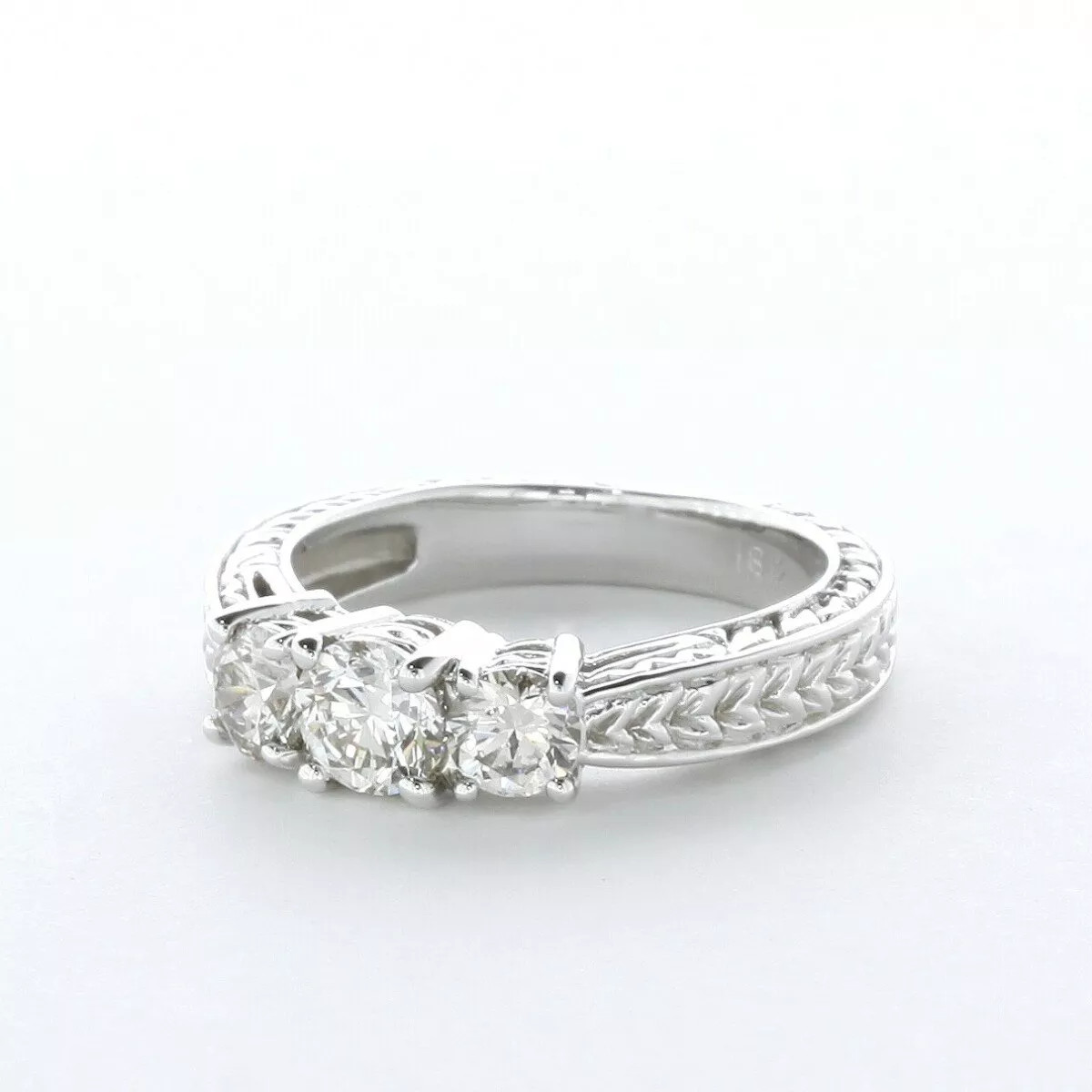 Three Stone Engagement Ring 18K Gold Vintage 1.26 CT Round Natural Diamond F SI1