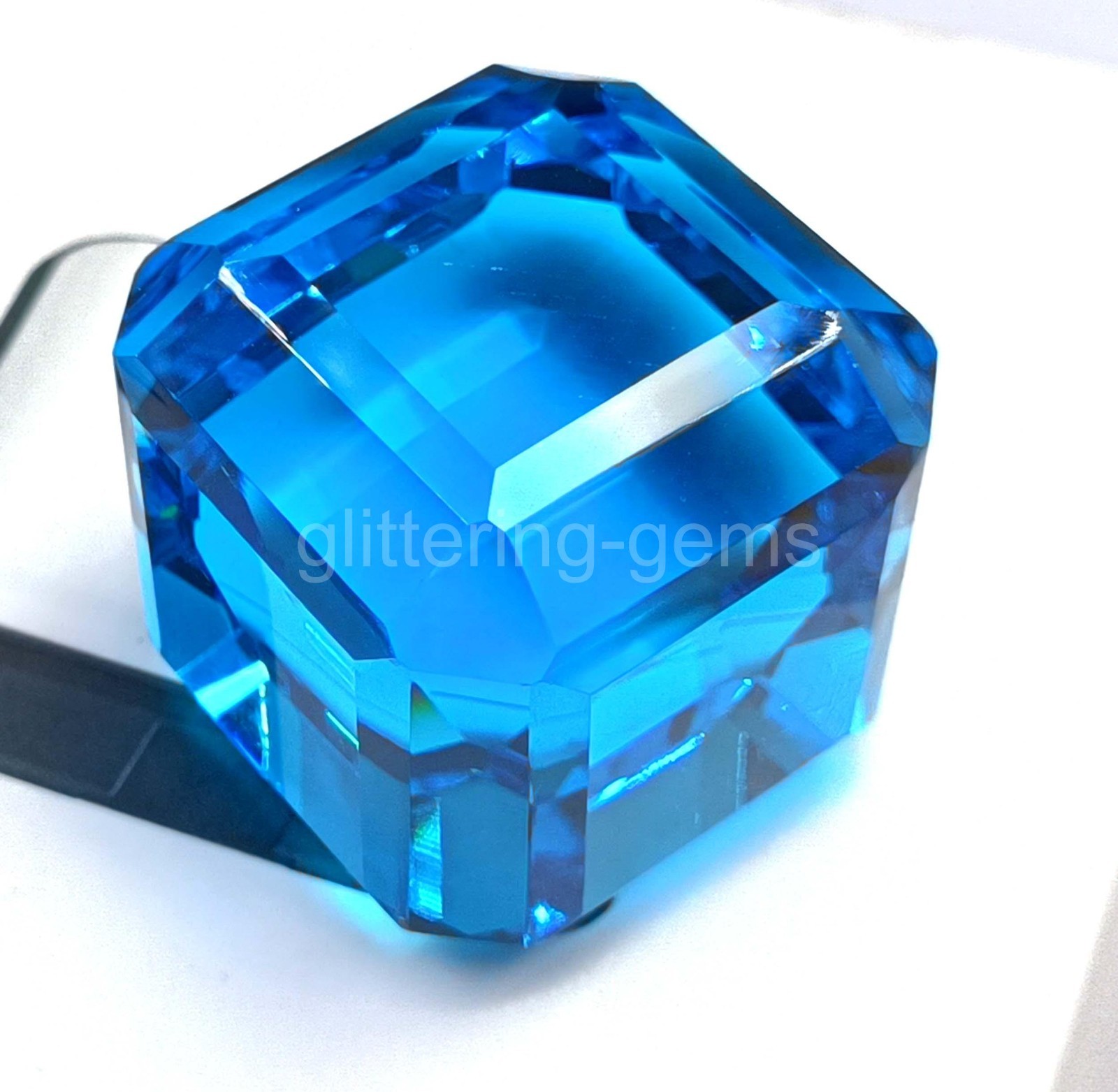 Natural 241.5 Ct Sri Lanka Blue Sapphire Cube Cut | IGL Certified Loose Gem 5JOR