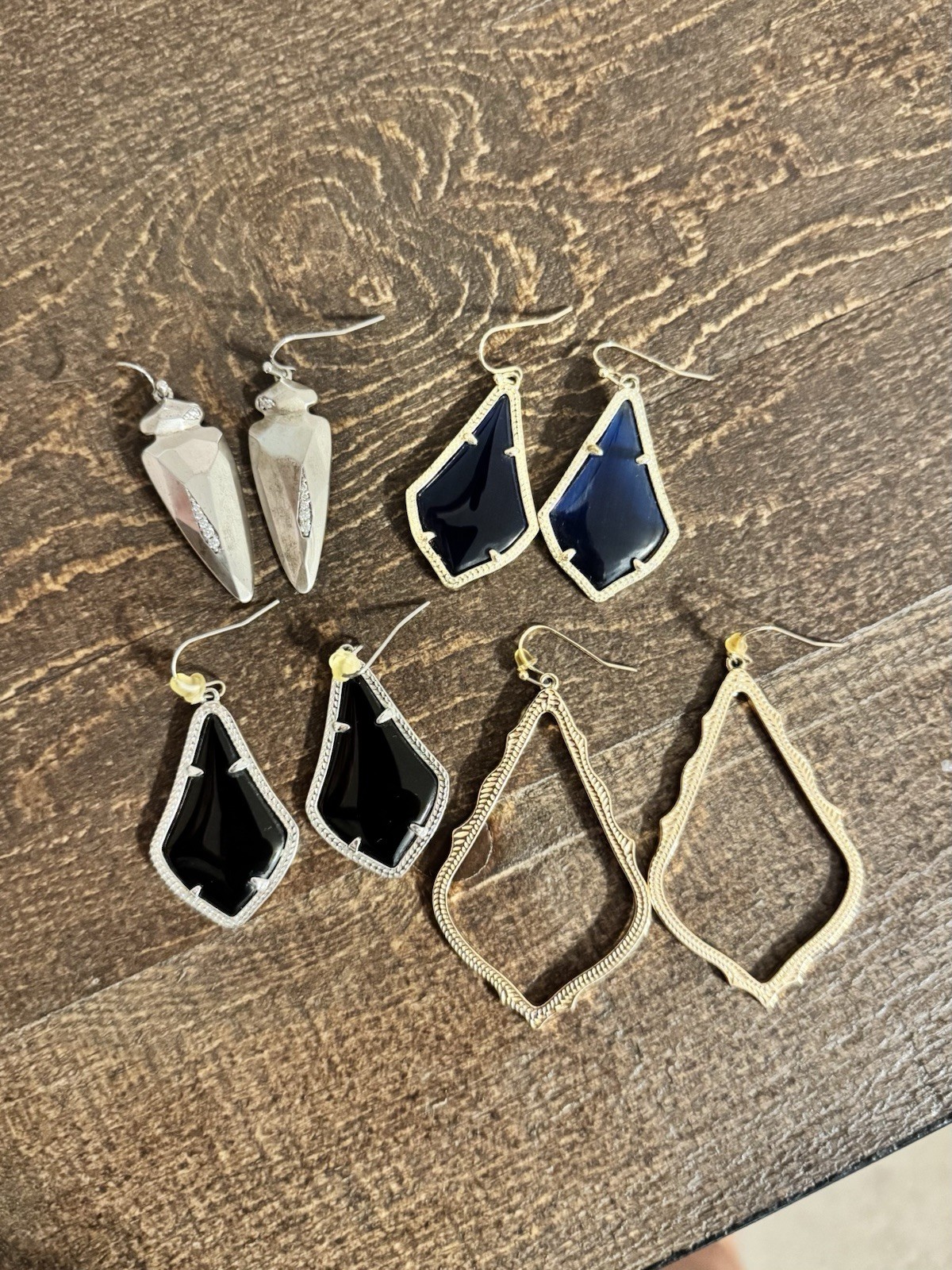 4 Pairs Of Kendra Scott Earrings – Variety Of Styles And Colors