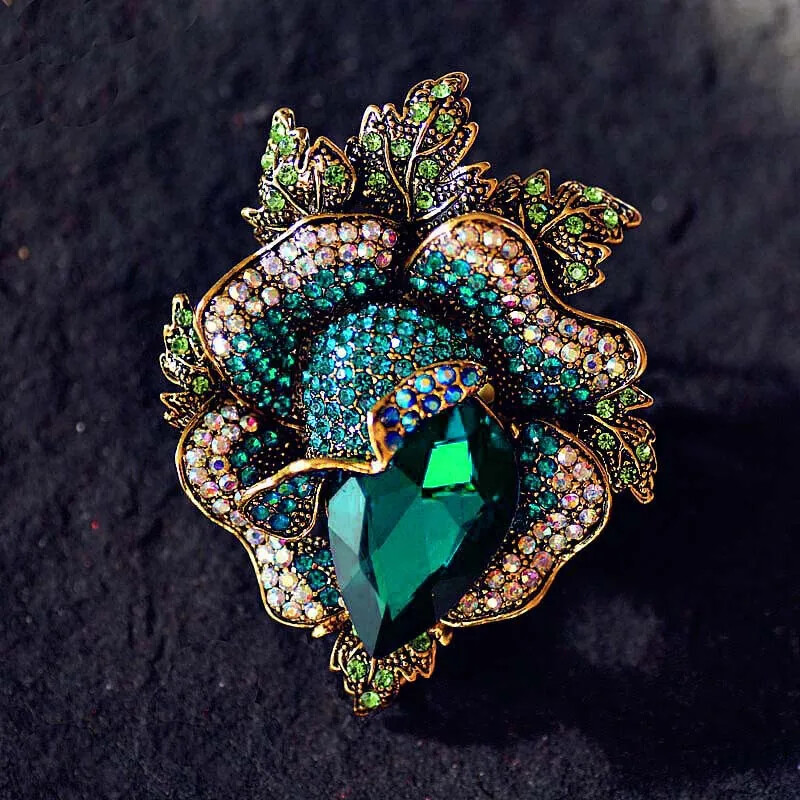 Women Fashion Luxury Crystal Flower Brooch Rhinestone Suit Clothing Jewelry