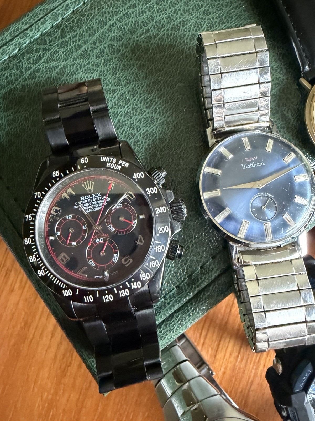 Watch Lot – Waltham, Lucien Piccard, Helbros, NOS Daytona Homage & More Untested