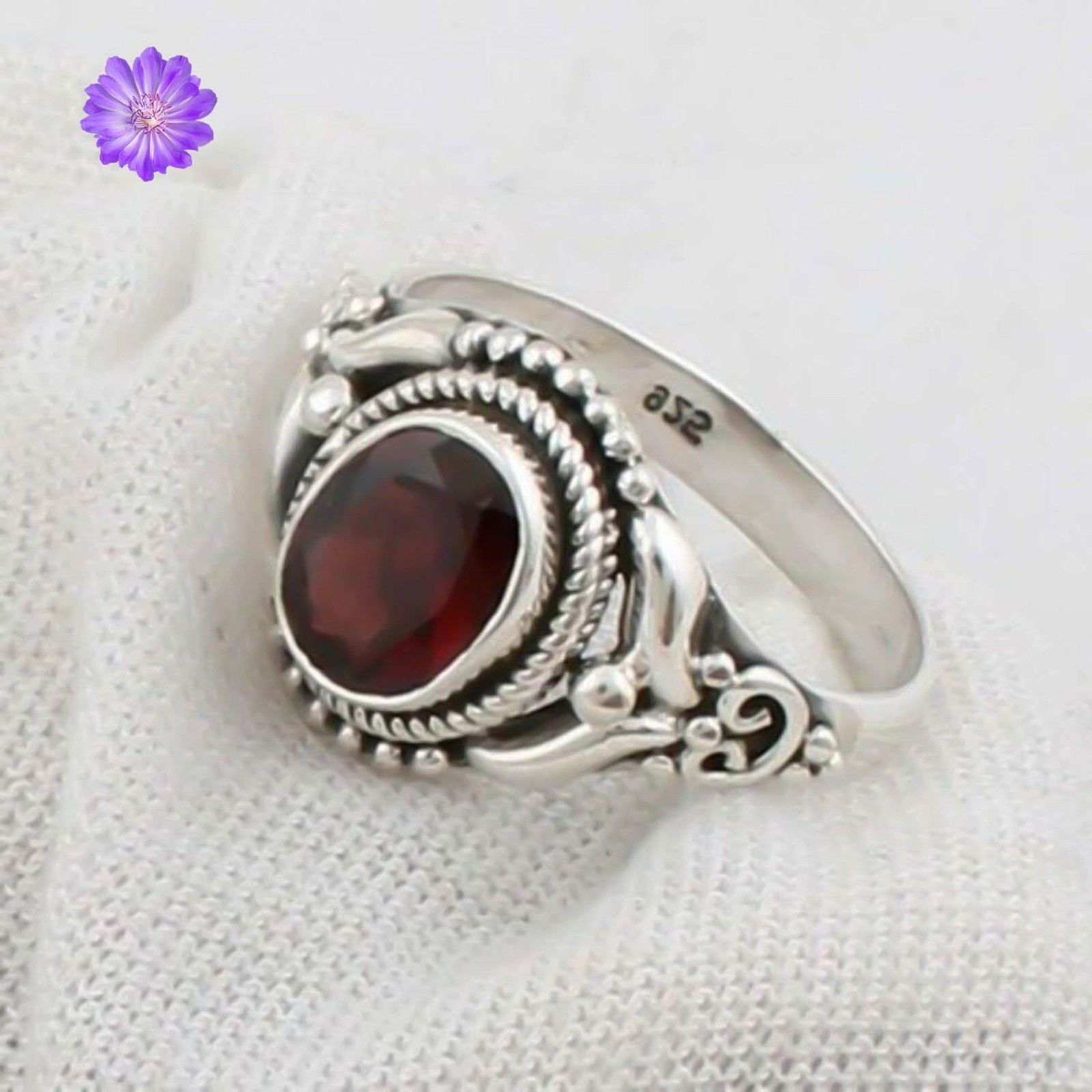 Red Garnet Gemstone 925 Sterling Silver Handmade Jewelry Ring Gift For