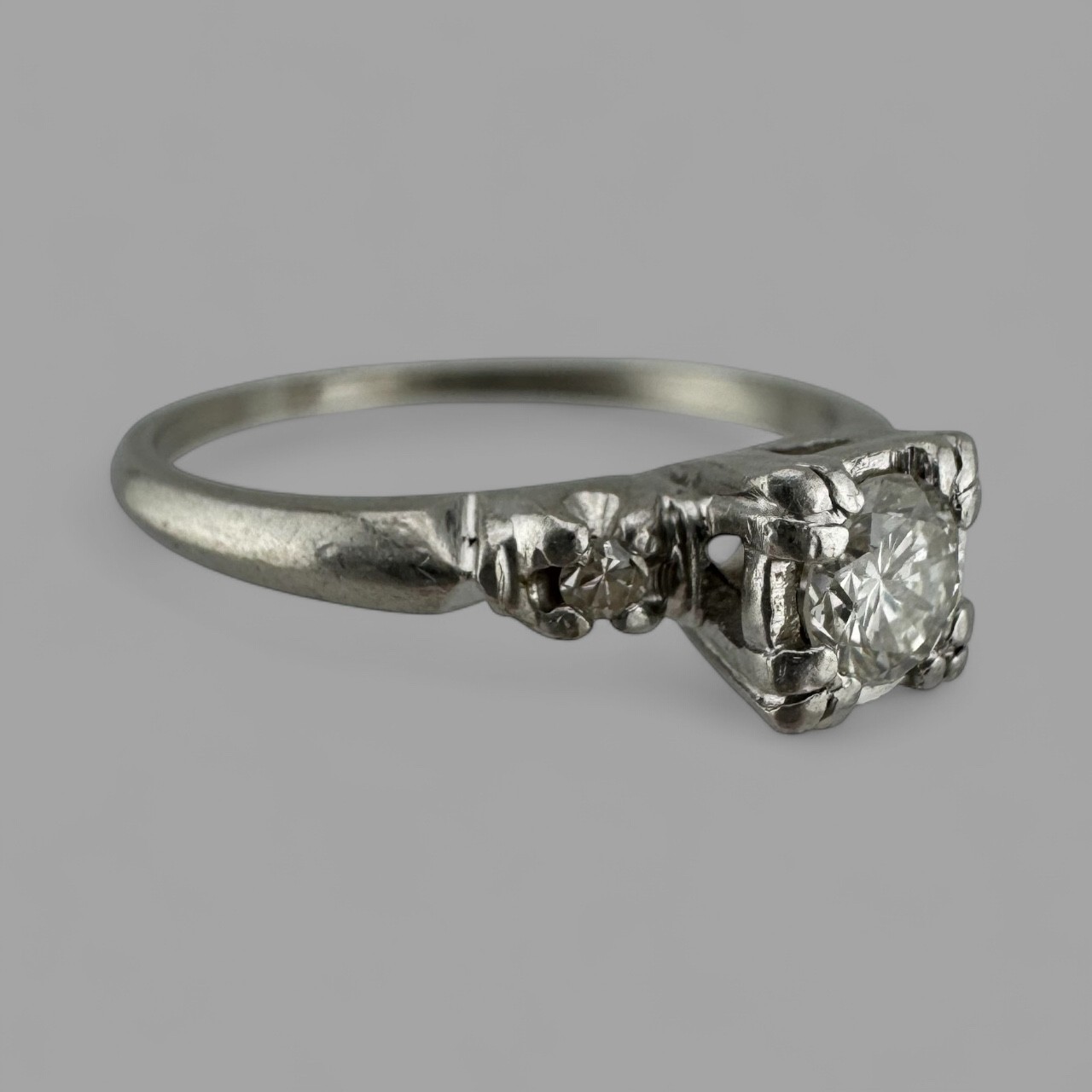 Sweet Vintage 1940s–50s Platinum 900 Diamond Ring 0.27ctw Size 6 3.1g
