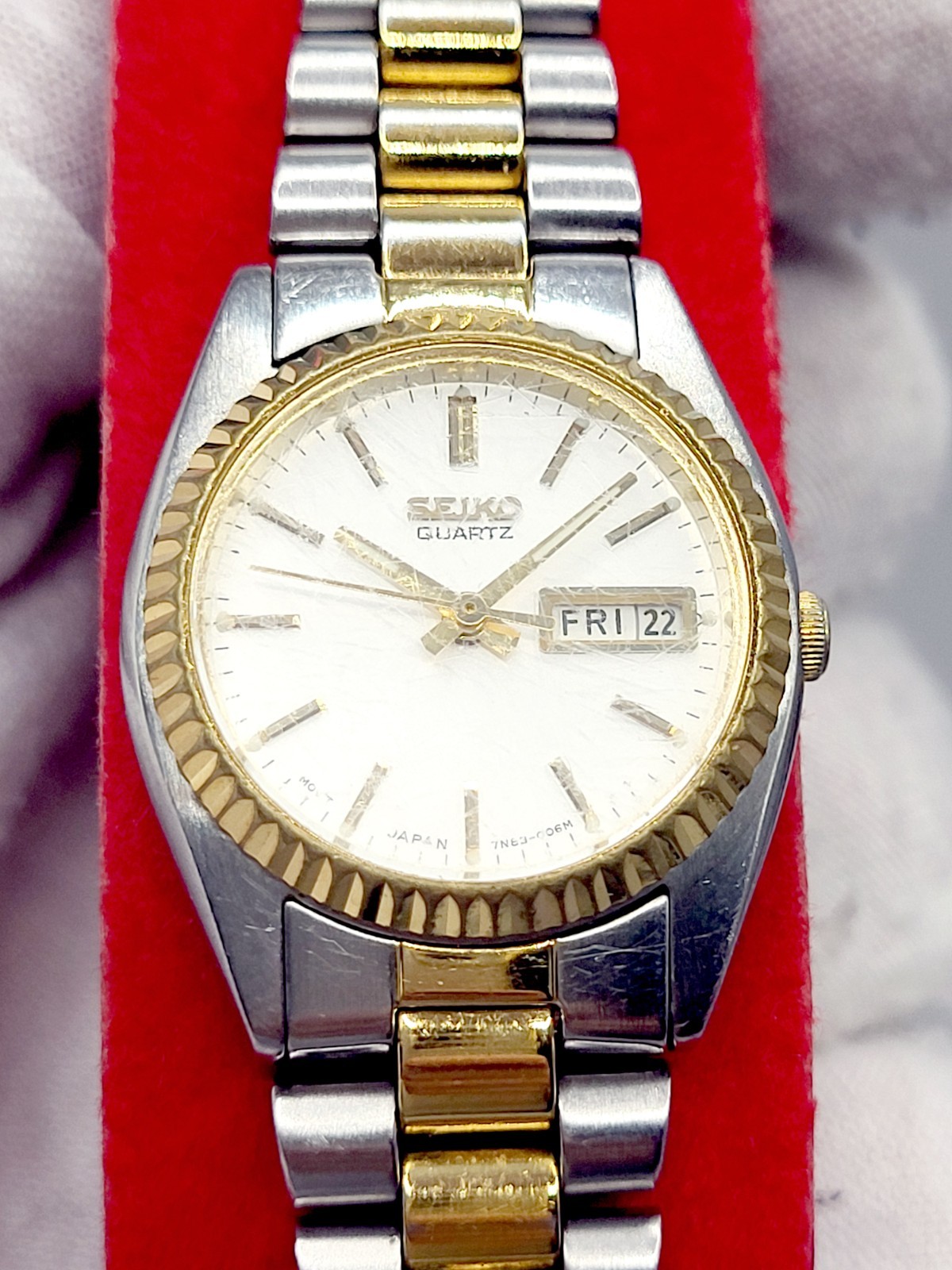 24mm [WORKS] 1995 Seiko Women’s Silver & Gold Tone Ladies Watch Day Date