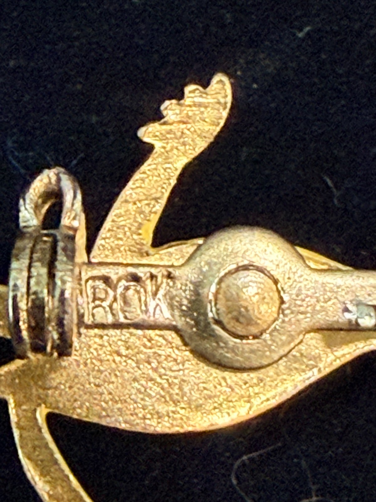 vintage Republic of Korea (ROK) enamel roadrunner bird brooch