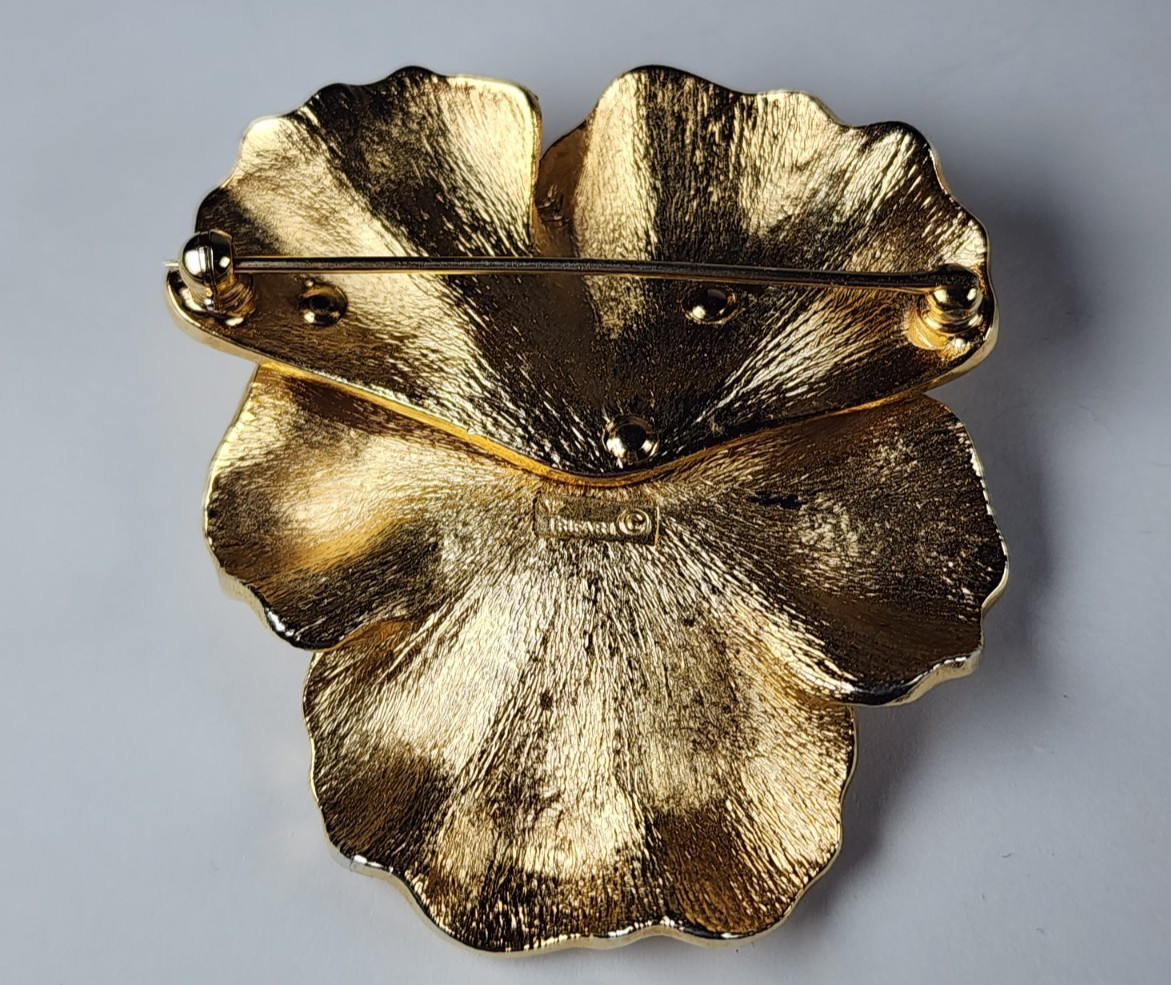 ELEGANT ALFRED PHILIPPE CROWN TRIFARI PAVE’ TRIFANIUM PANSY FLORAL BROOCH TG1