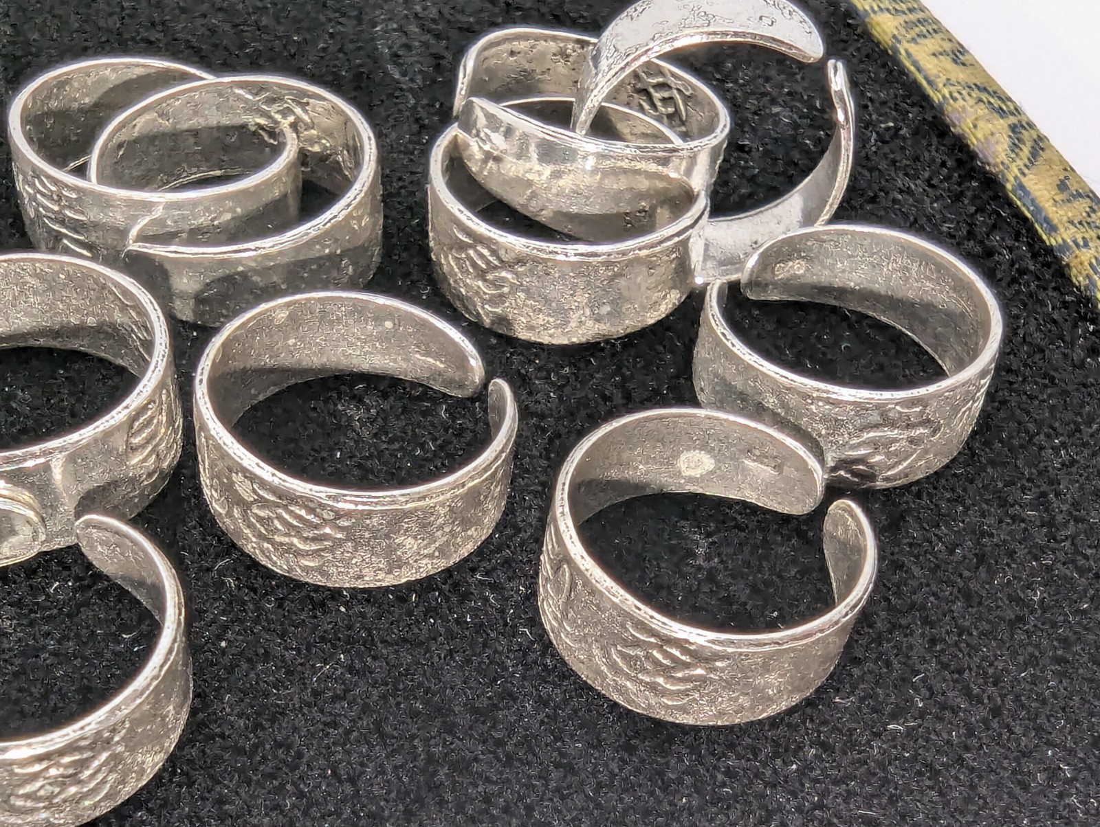 925 Sterling Silver WHOLESALE LOT 10 Sterling Silver Toe Rings. 10.7 Grams