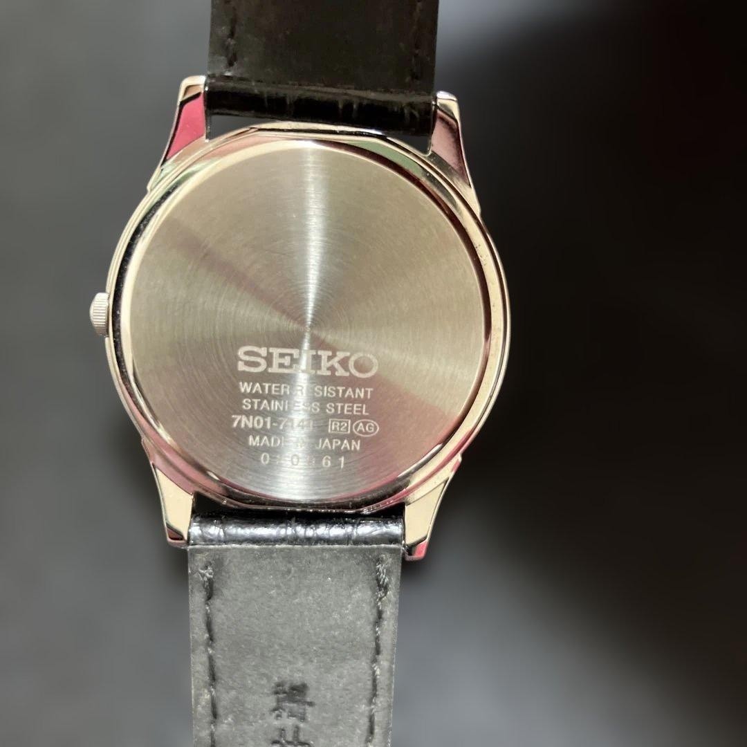 SEIKO Seiko wristwatch 7N01-7140