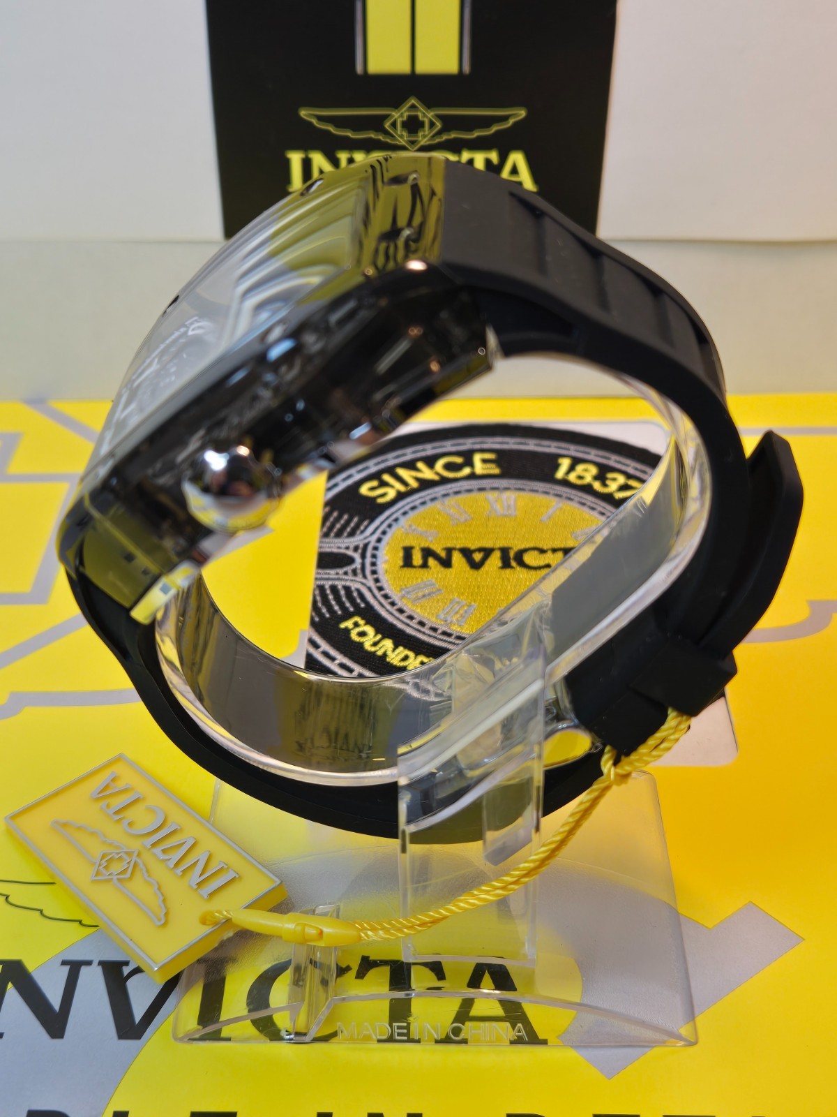 Invicta Racing Cyclone Podium Men’s Watch – 48.5mm, Black case /Black Dial New